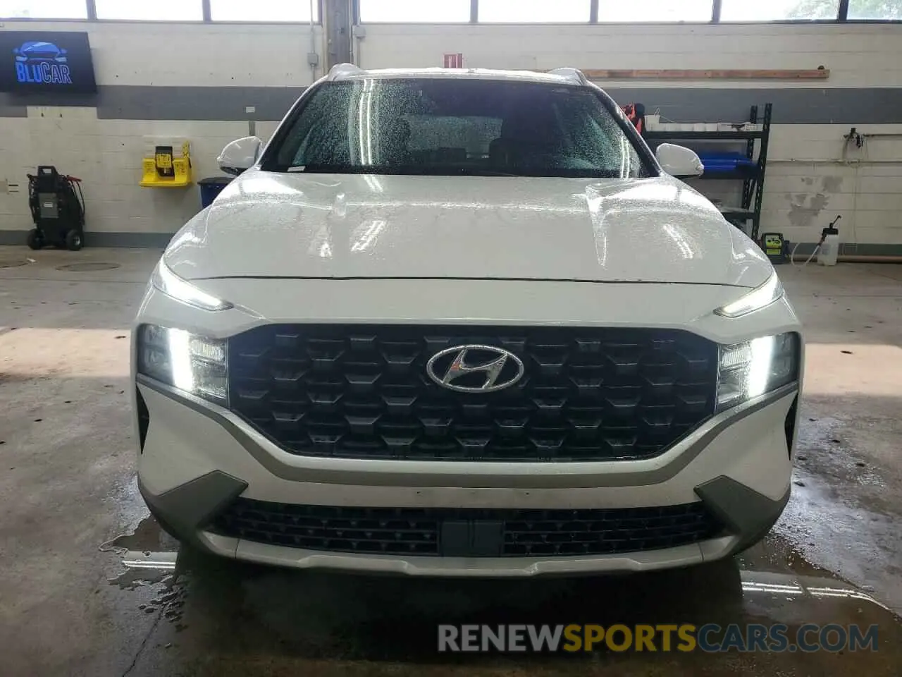 5 Photograph of a damaged car 5NMS24AJ3PH511892 HYUNDAI SANTA FE 2023