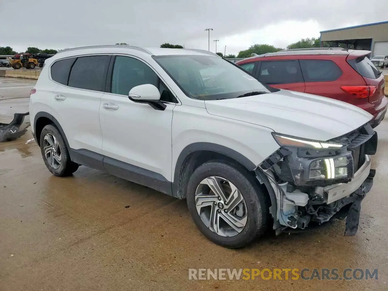 4 Photograph of a damaged car 5NMS24AJ3PH548456 HYUNDAI SANTA FE 2023