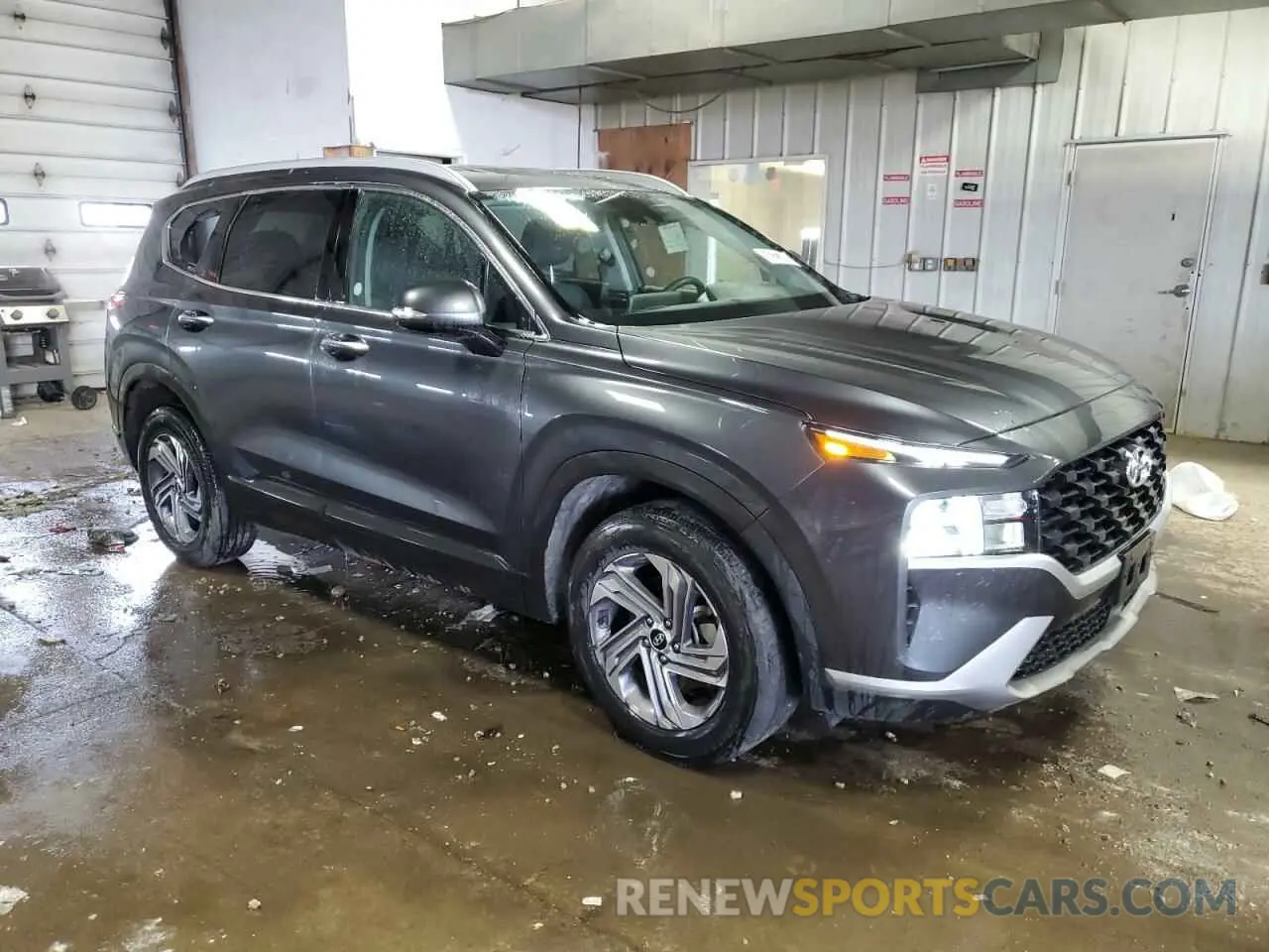 4 Photograph of a damaged car 5NMS24AJ3PH628419 HYUNDAI SANTA FE 2023