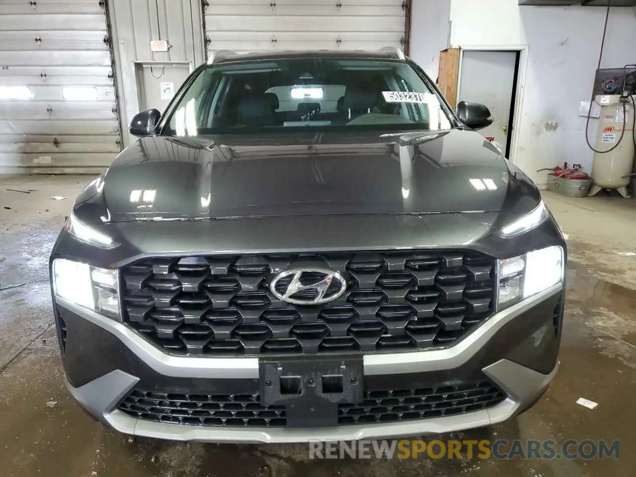 5 Photograph of a damaged car 5NMS24AJ3PH628419 HYUNDAI SANTA FE 2023