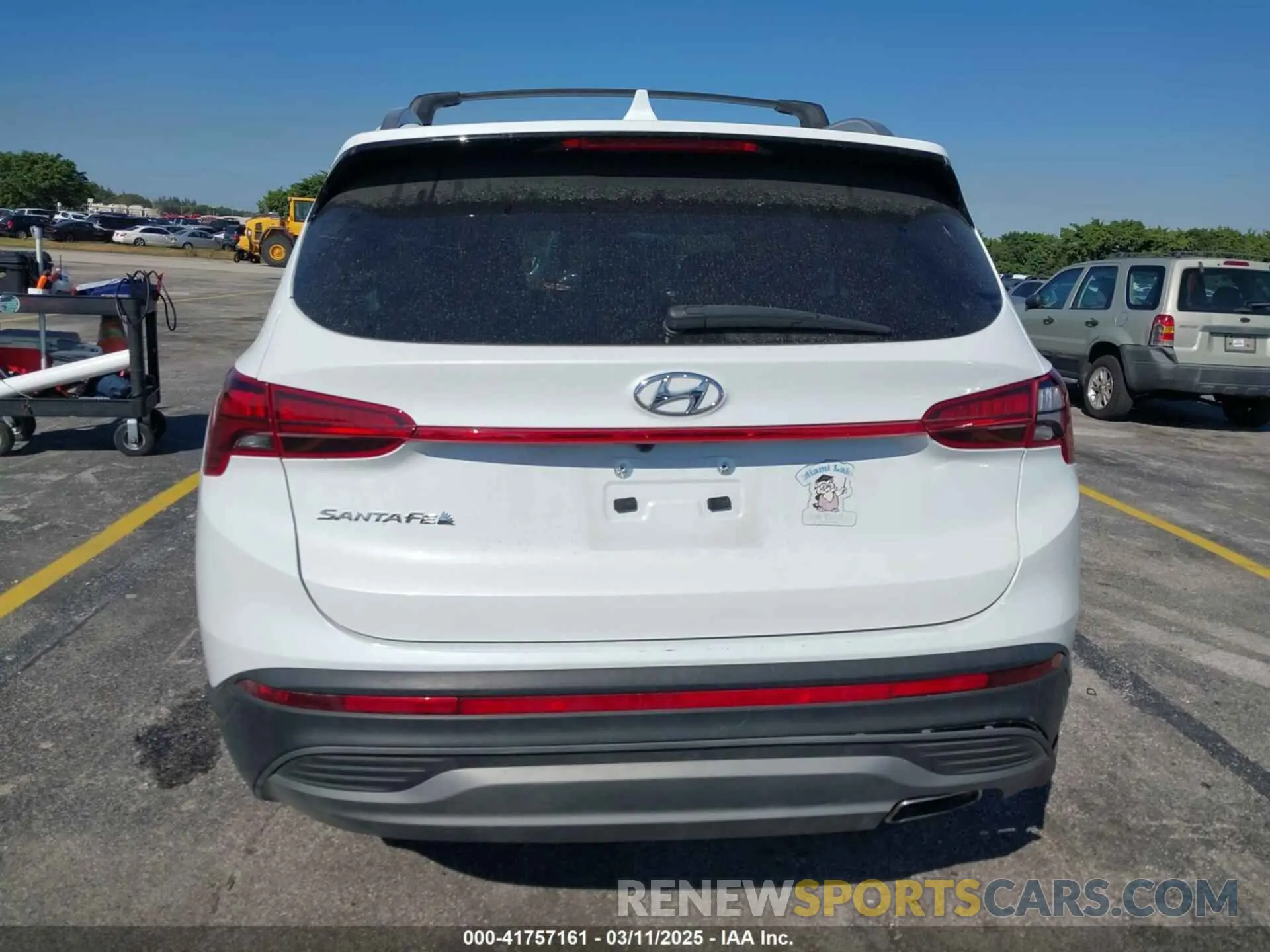 17 Фотография поврежденного автомобиля 5NMS24AJ4PH485626 HYUNDAI SANTA FE 2023