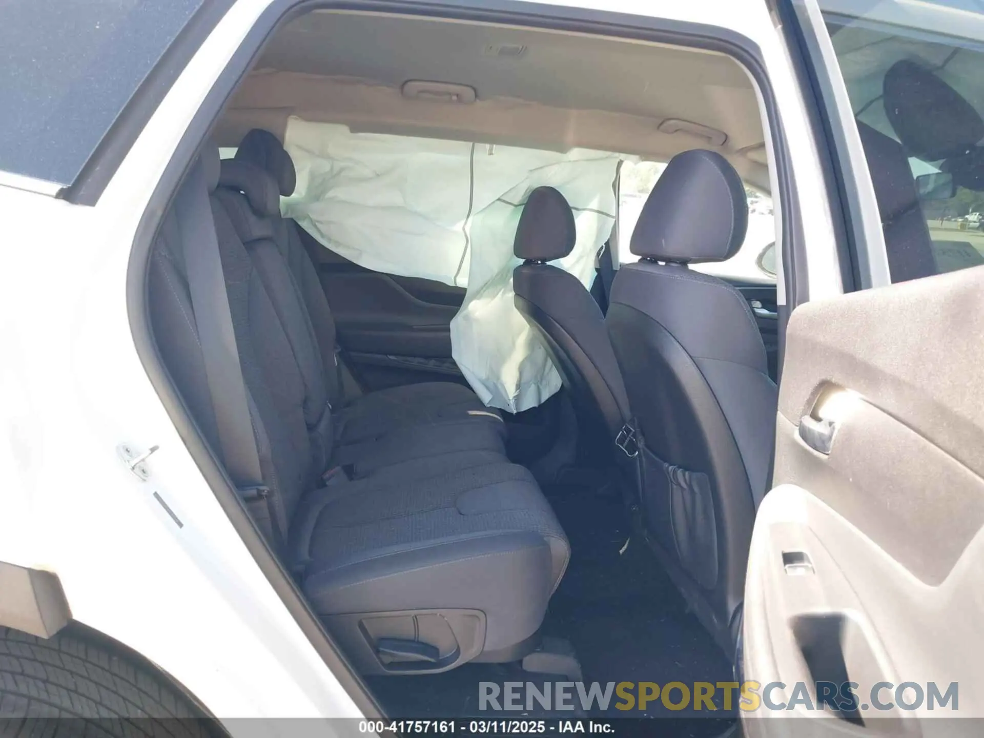 8 Фотография поврежденного автомобиля 5NMS24AJ4PH485626 HYUNDAI SANTA FE 2023