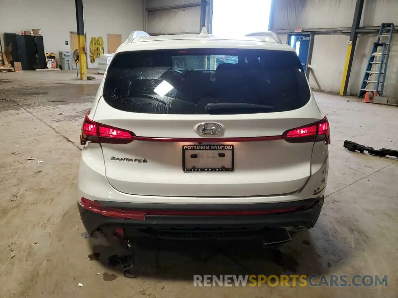 6 Photograph of a damaged car 5NMS24AJ4PH539524 HYUNDAI SANTA FE 2023