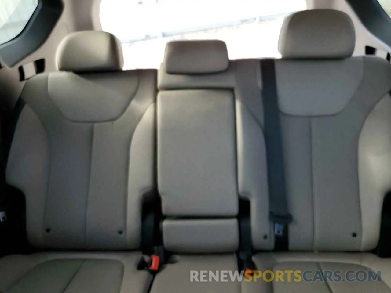 10 Фотография поврежденного автомобиля 5NMS24AJ4PH545565 HYUNDAI SANTA FE 2023