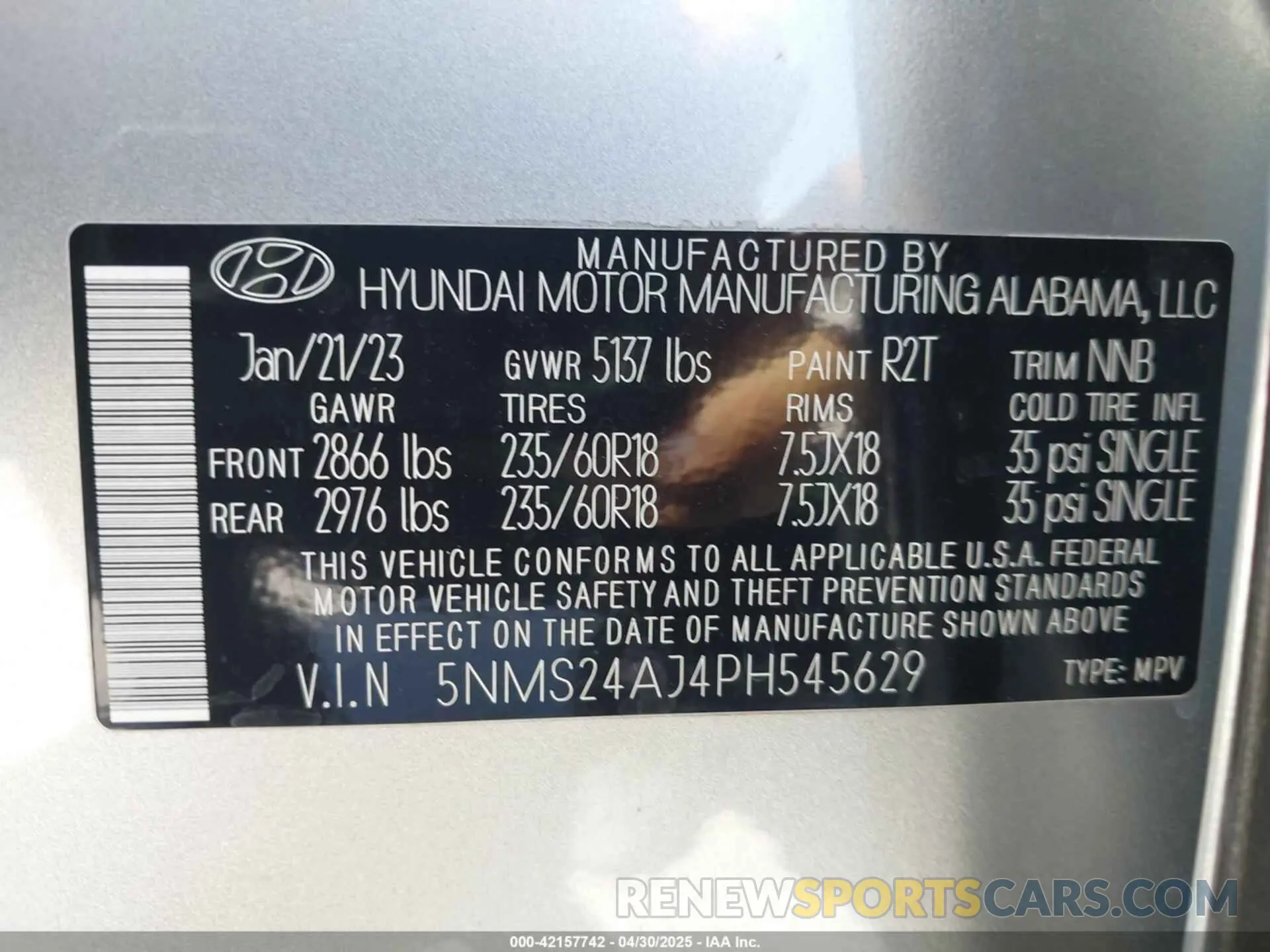 9 Photograph of a damaged car 5NMS24AJ4PH545629 HYUNDAI SANTA FE 2023