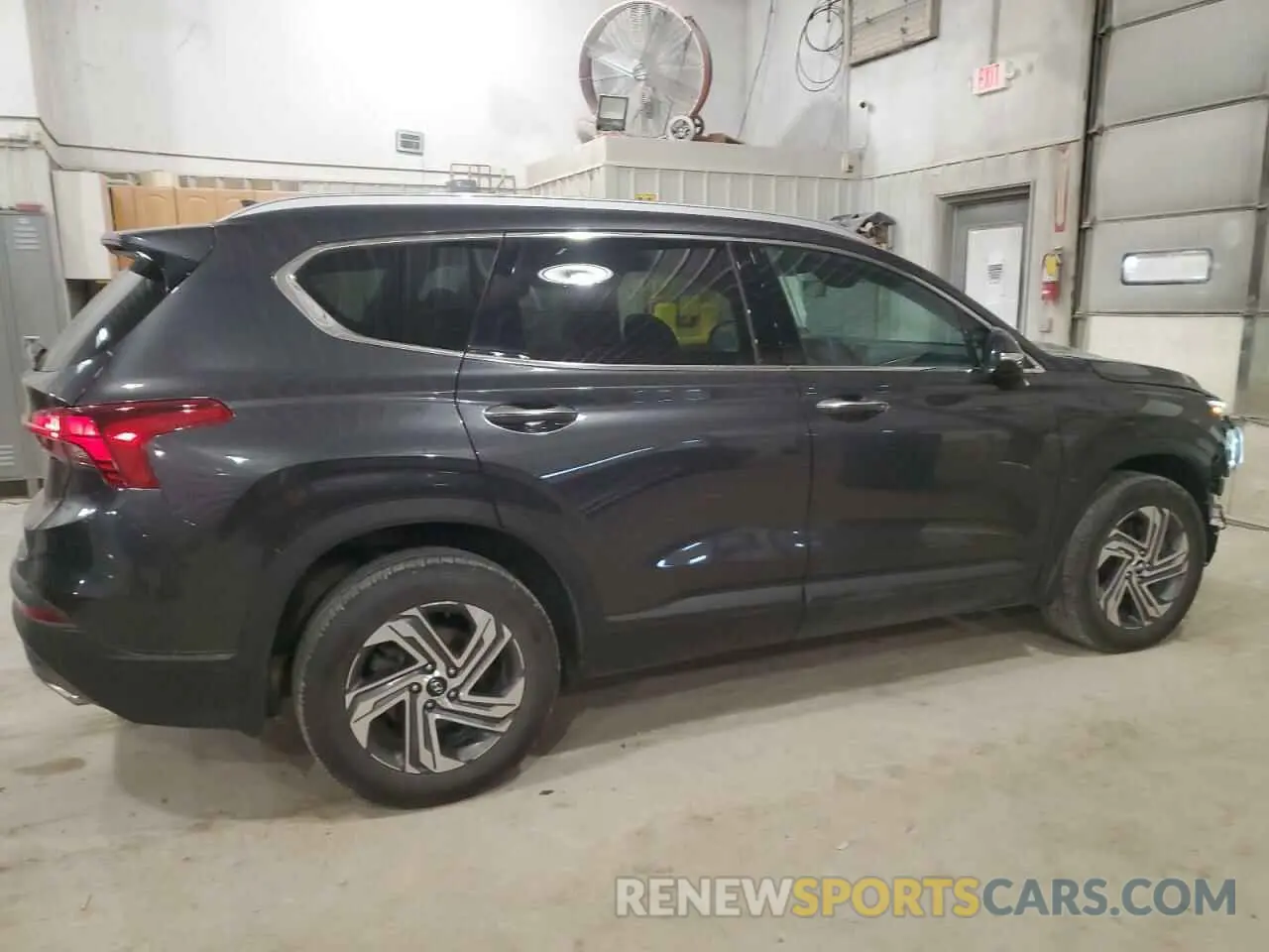 3 Фотография поврежденного автомобиля 5NMS24AJ5PH597092 HYUNDAI SANTA FE 2023