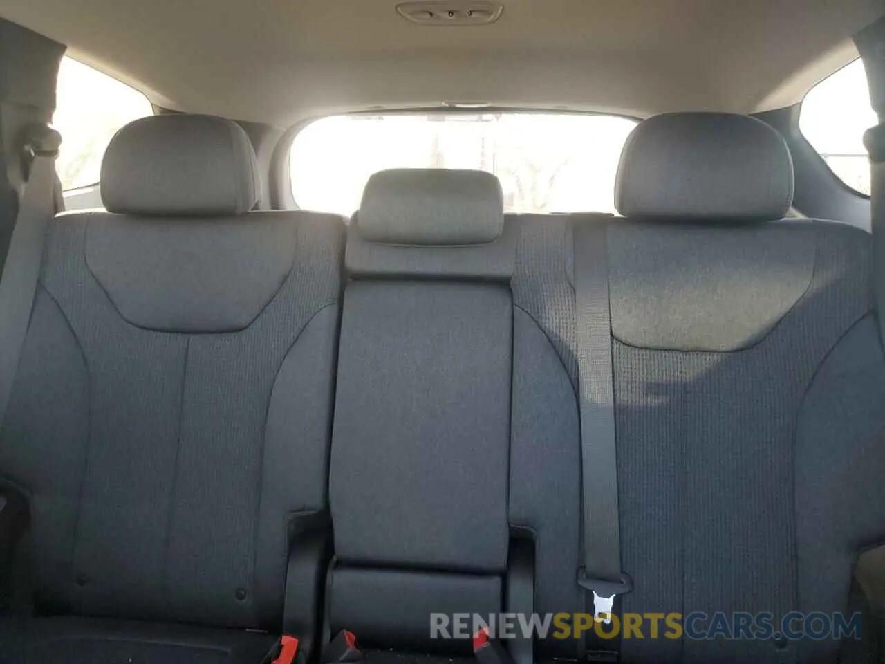 10 Фотография поврежденного автомобиля 5NMS24AJ5PH648171 HYUNDAI SANTA FE 2023