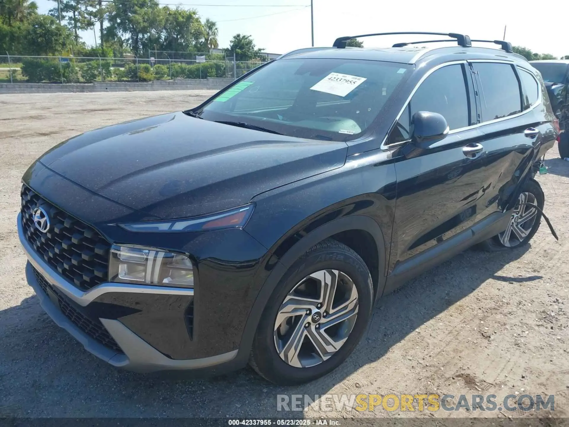 2 Фотография поврежденного автомобиля 5NMS24AJ9PH575659 HYUNDAI SANTA FE 2023