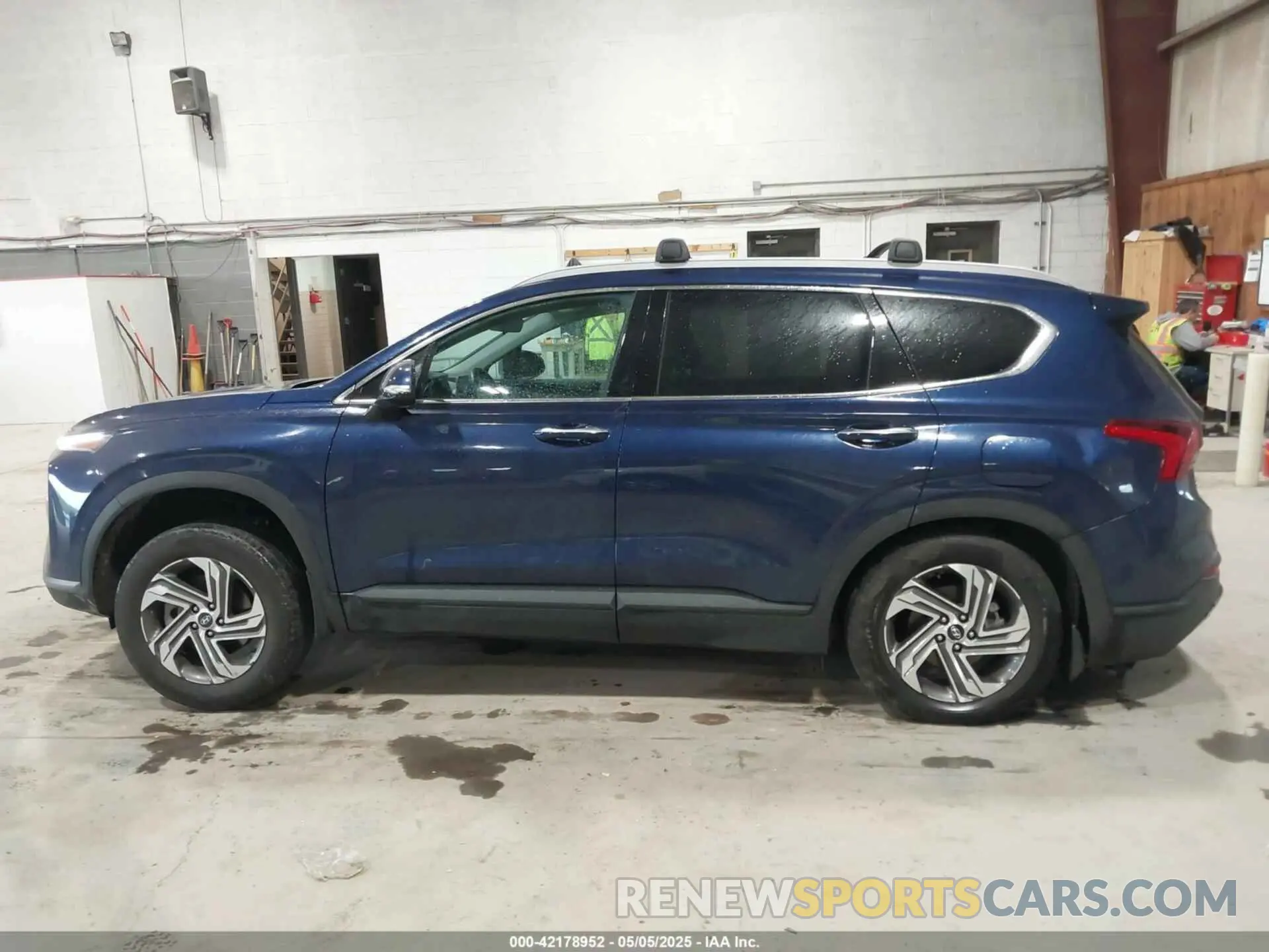 14 Photograph of a damaged car 5NMS2DAJ0PH501854 HYUNDAI SANTA FE 2023