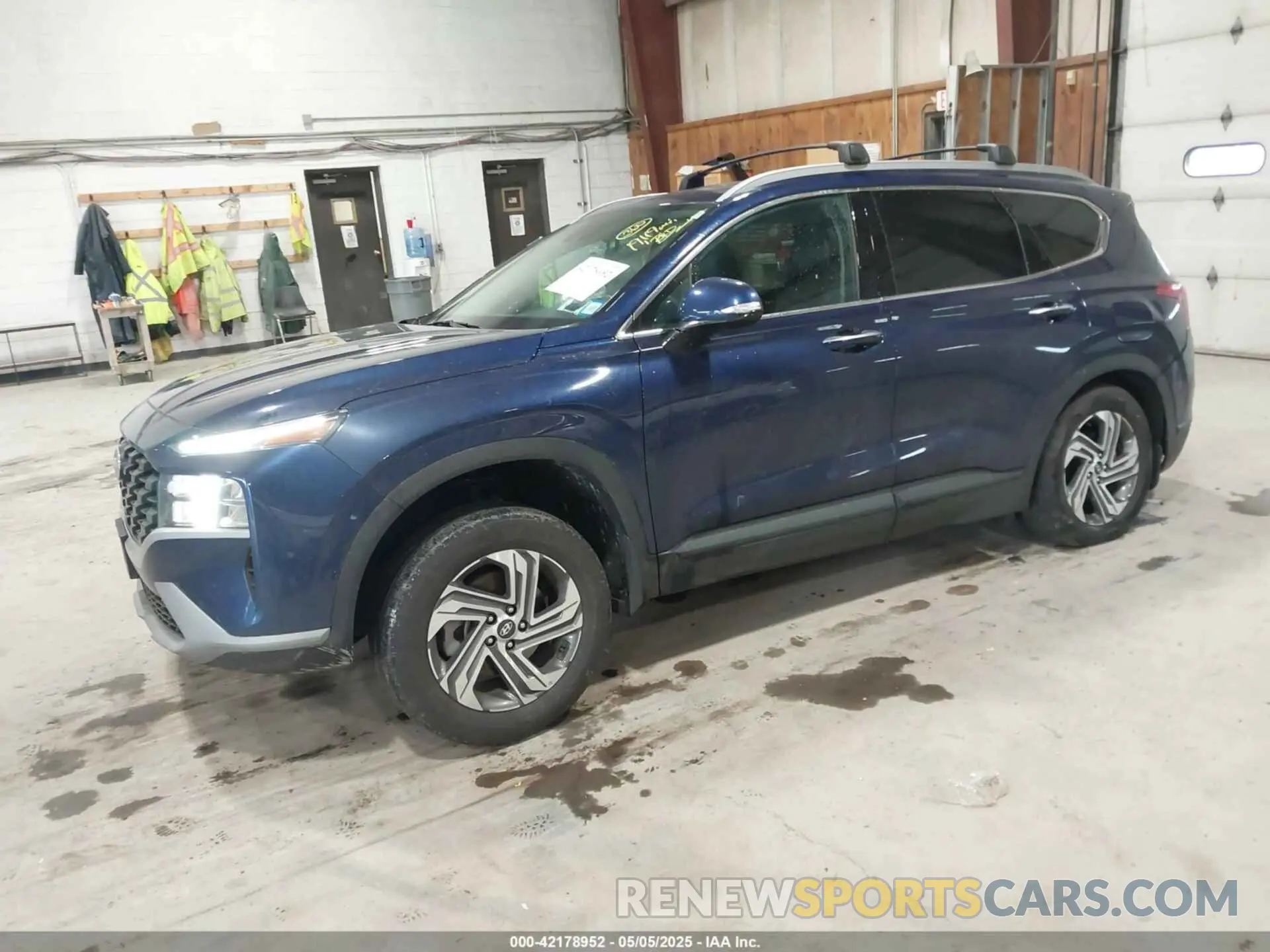 2 Photograph of a damaged car 5NMS2DAJ0PH501854 HYUNDAI SANTA FE 2023