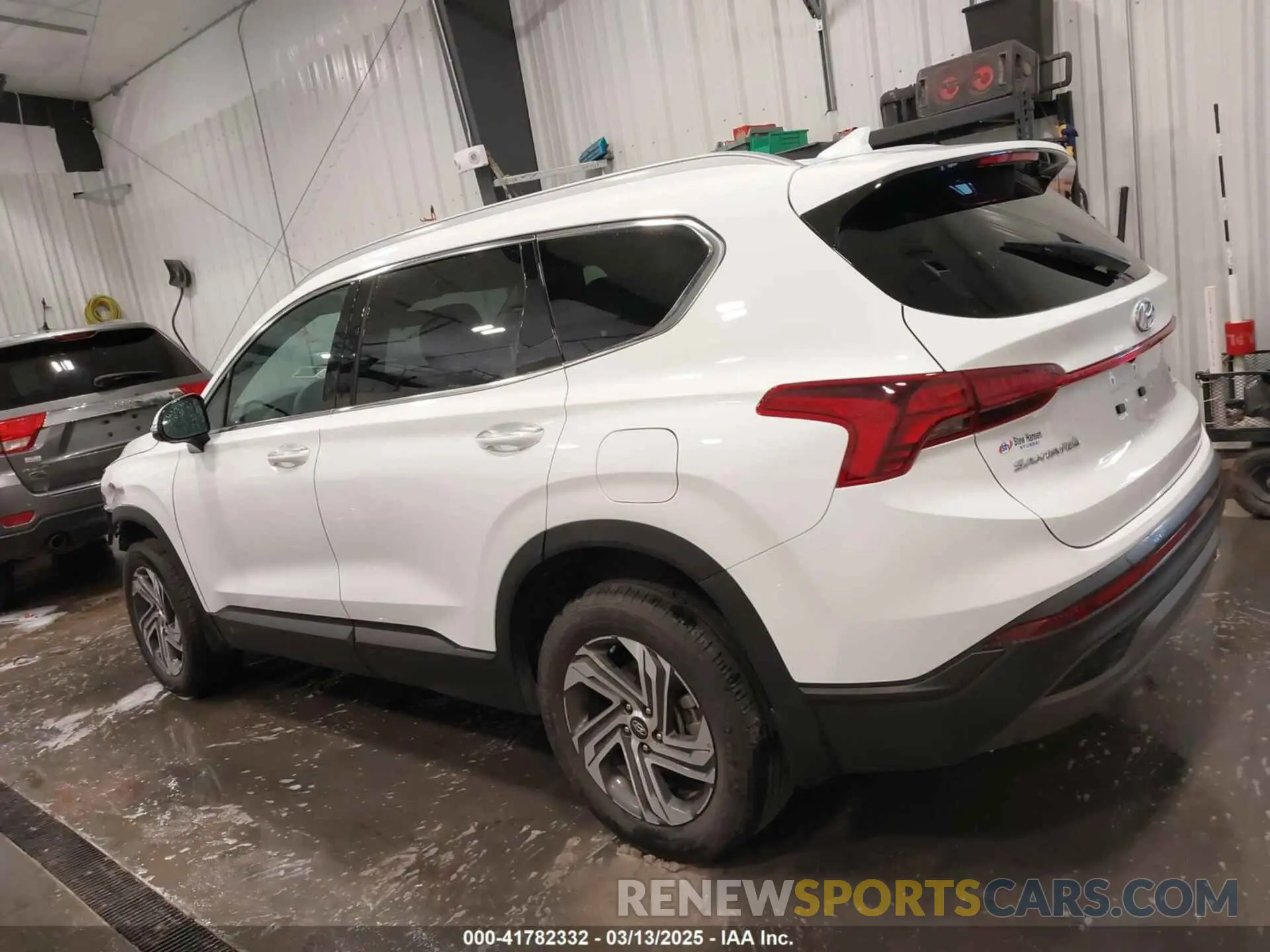 14 Photograph of a damaged car 5NMS2DAJ1PH519716 HYUNDAI SANTA FE 2023