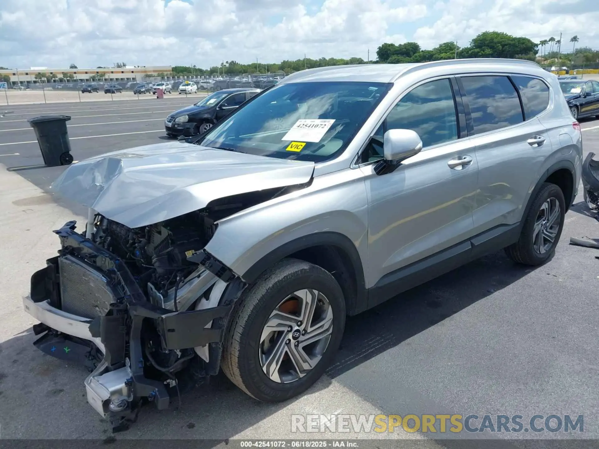 2 Photograph of a damaged car 5NMS2DAJ3PH585832 HYUNDAI SANTA FE 2023