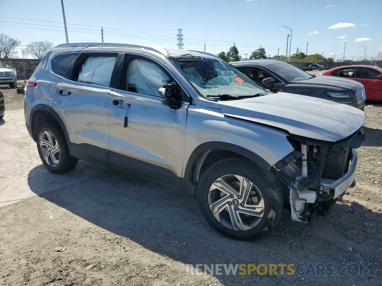 4 Photograph of a damaged car 5NMS2DAJ5PH530038 HYUNDAI SANTA FE 2023