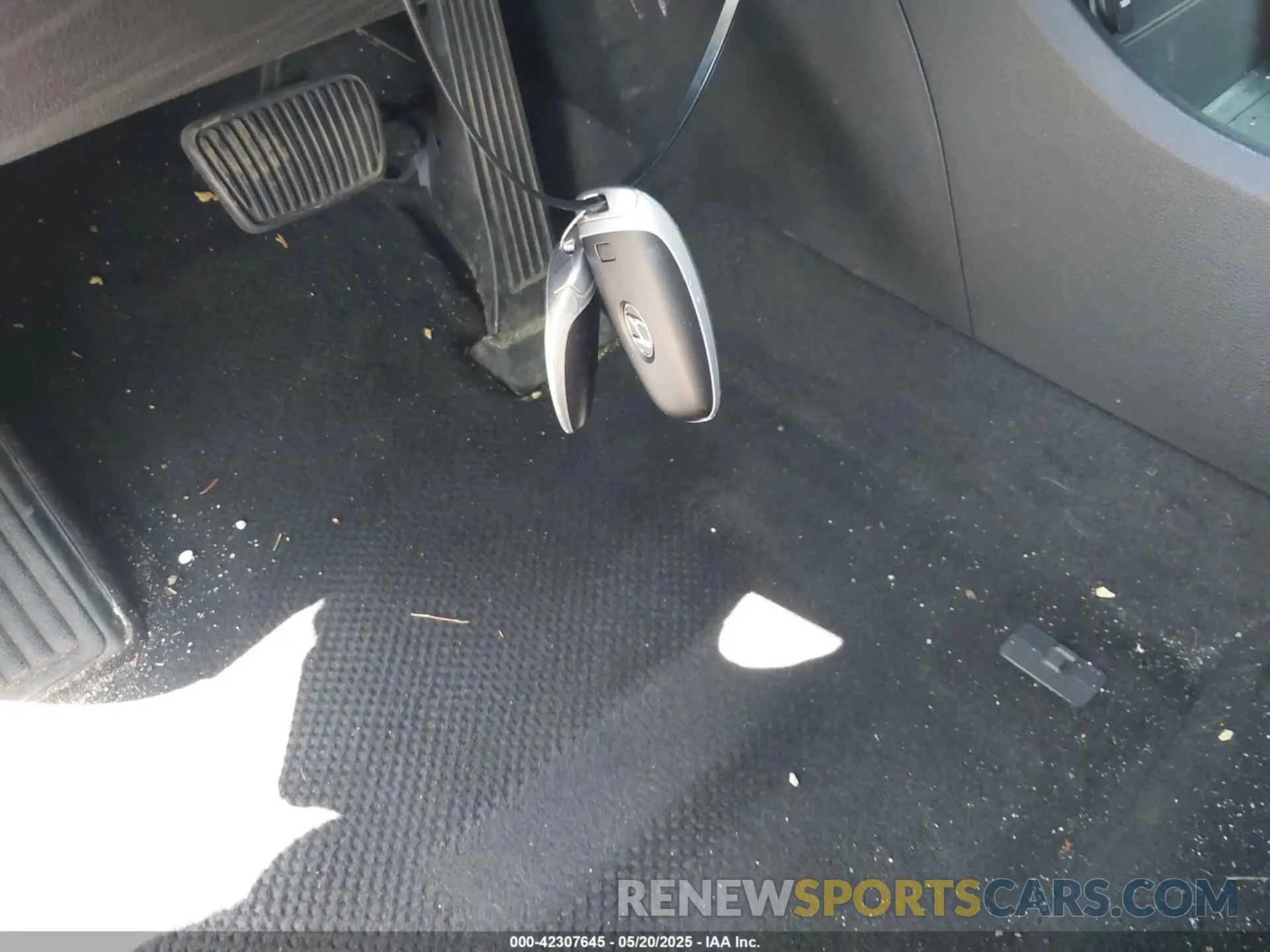 11 Photograph of a damaged car 5NMS2DAJ6PH540075 HYUNDAI SANTA FE 2023