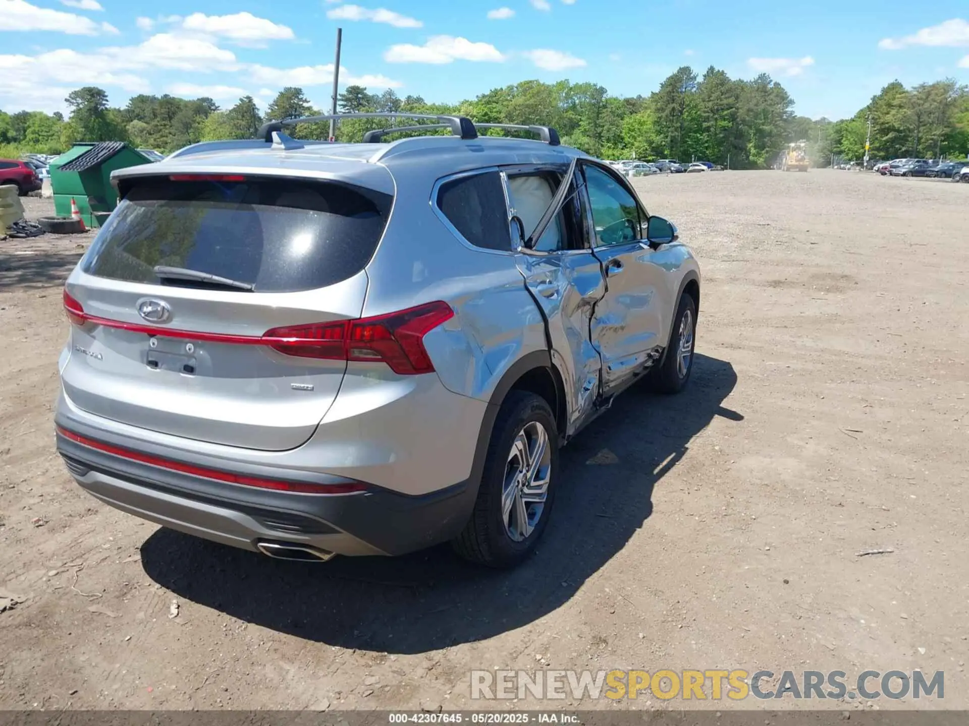 4 Photograph of a damaged car 5NMS2DAJ6PH540075 HYUNDAI SANTA FE 2023