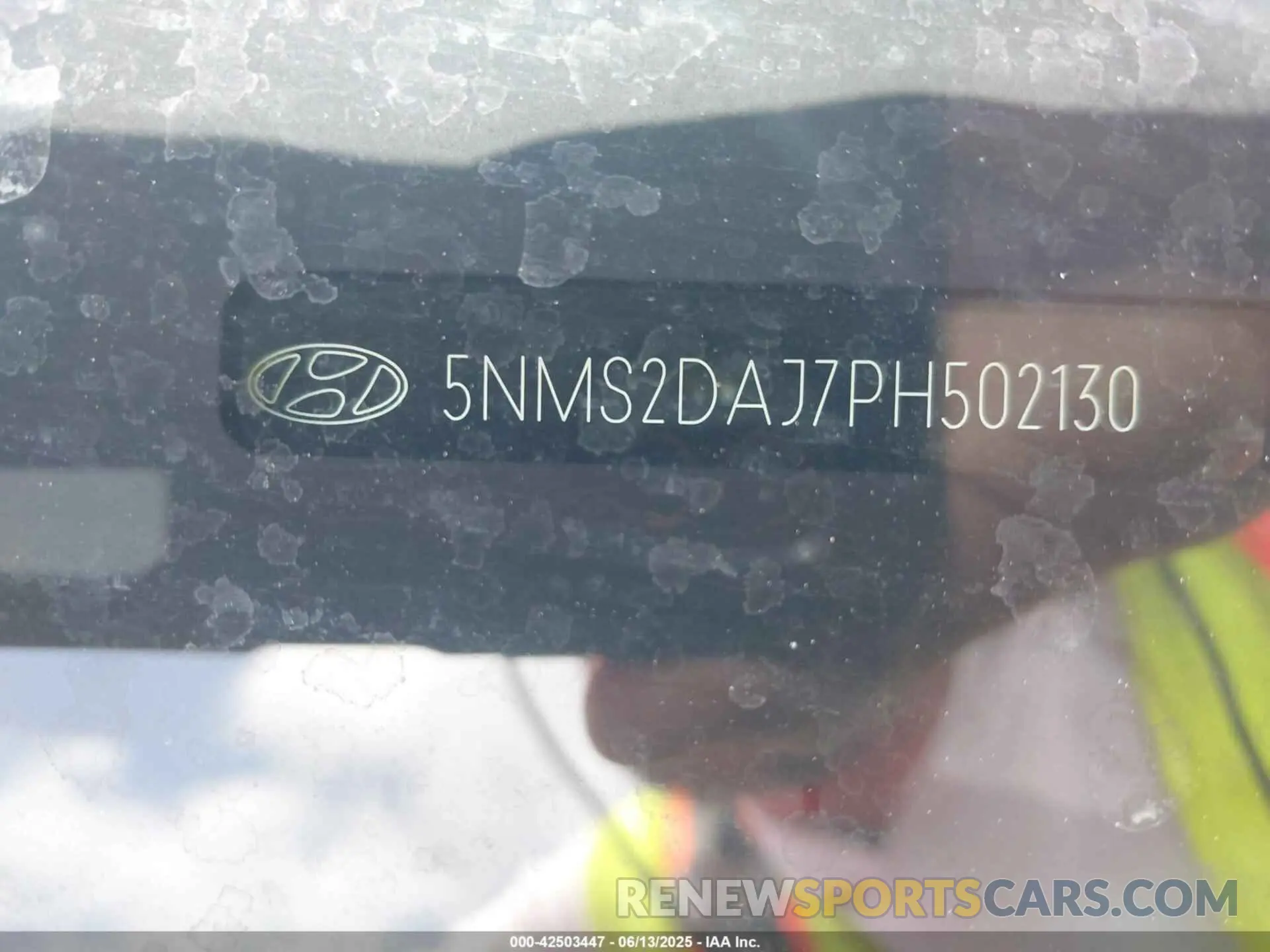 9 Photograph of a damaged car 5NMS2DAJ7PH502130 HYUNDAI SANTA FE 2023