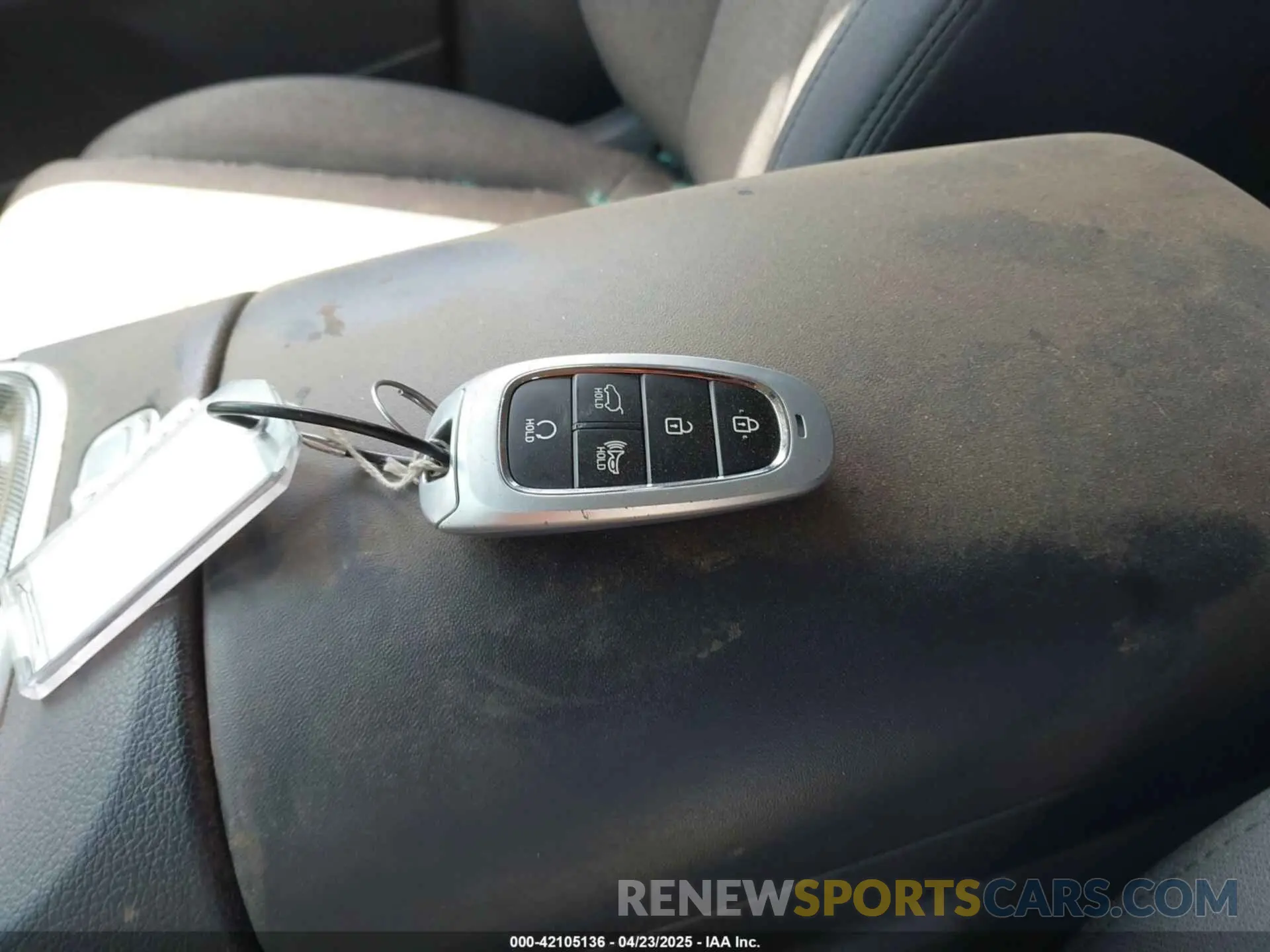 11 Photograph of a damaged car 5NMS2DAJXPH599663 HYUNDAI SANTA FE 2023