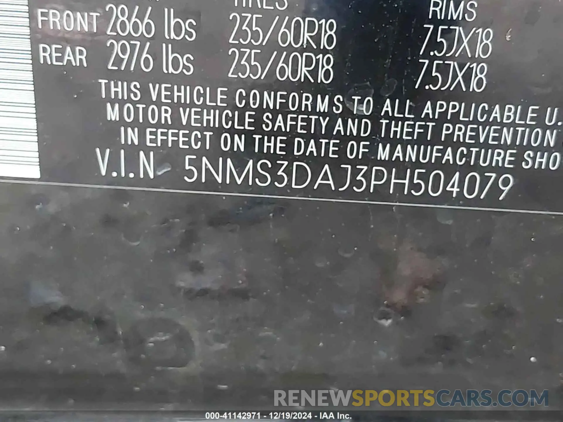 9 Photograph of a damaged car 5NMS3DAJ3PH504079 HYUNDAI SANTA FE 2023