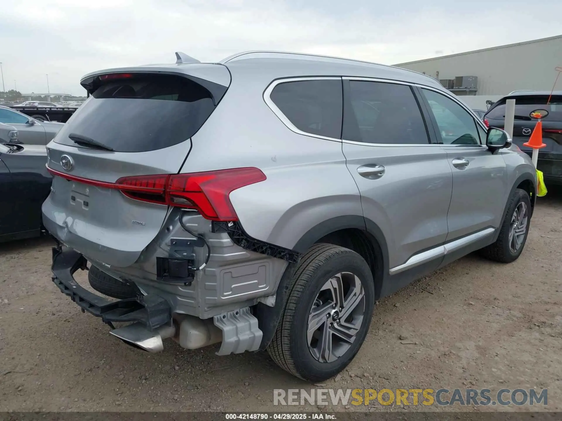 4 Фотография поврежденного автомобиля 5NMS3DAJ5PH638673 HYUNDAI SANTA FE 2023