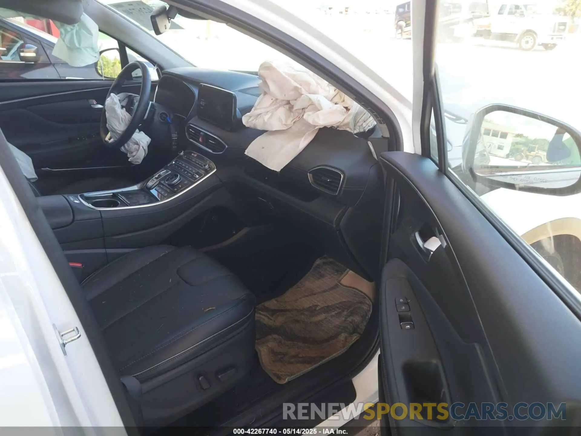 5 Photograph of a damaged car 5NMS4DAL8PH655580 HYUNDAI SANTA FE 2023