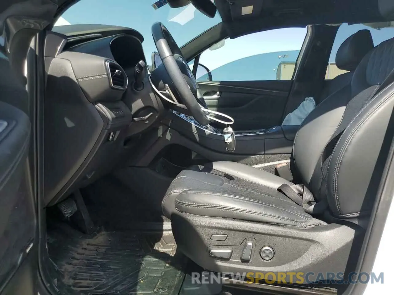 7 Photograph of a damaged car 5NMS54AL2PH516123 HYUNDAI SANTA FE 2023