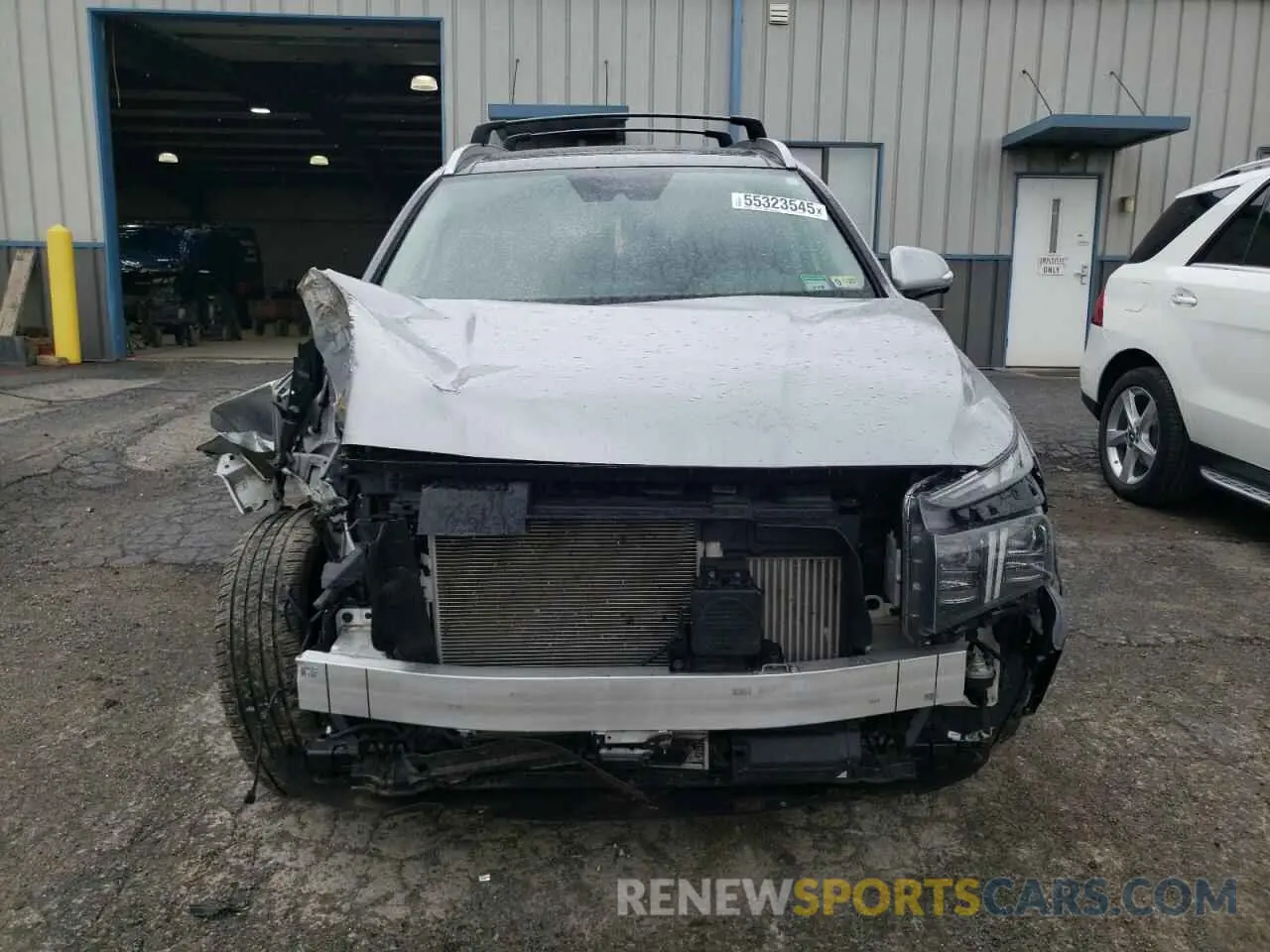 5 Photograph of a damaged car 5NMS5DA18PH015350 HYUNDAI SANTA FE 2023