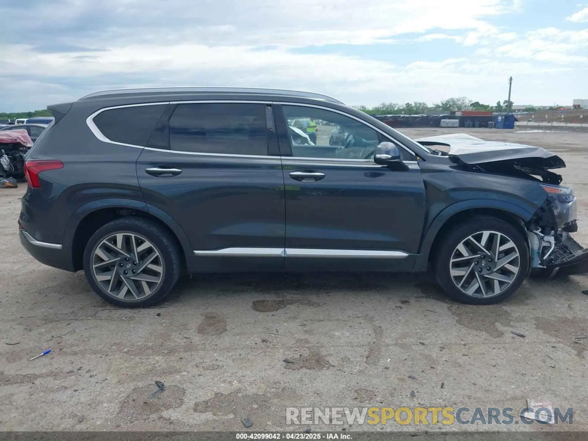 14 Photograph of a damaged car 5NMS5DAL1PH492249 HYUNDAI SANTA FE 2023