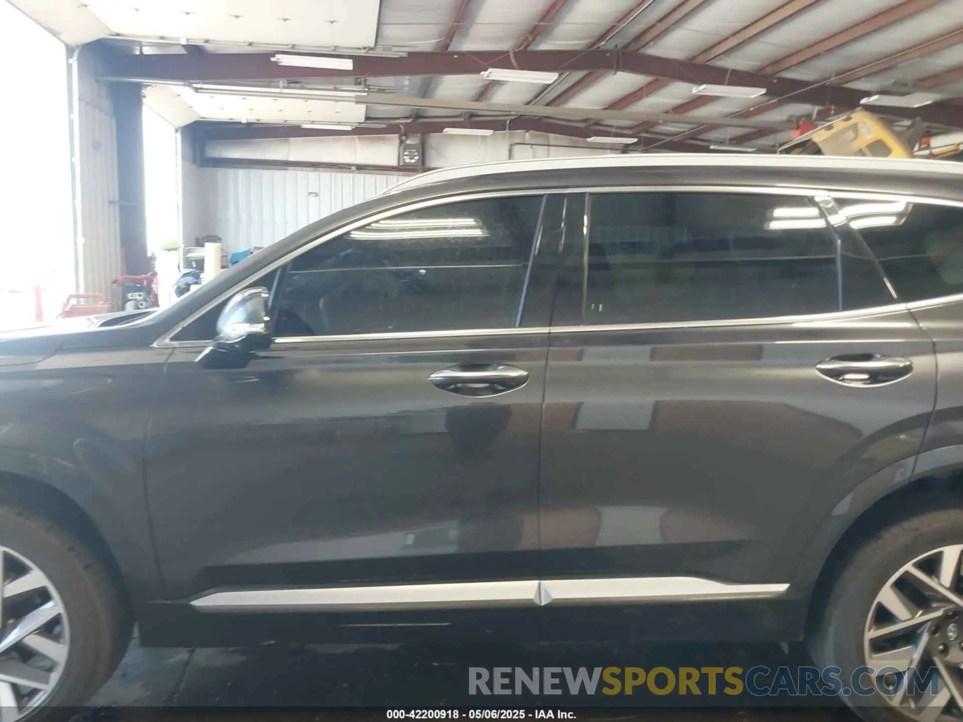 15 Photograph of a damaged car 5NMS5DAL4PH592300 HYUNDAI SANTA FE 2023