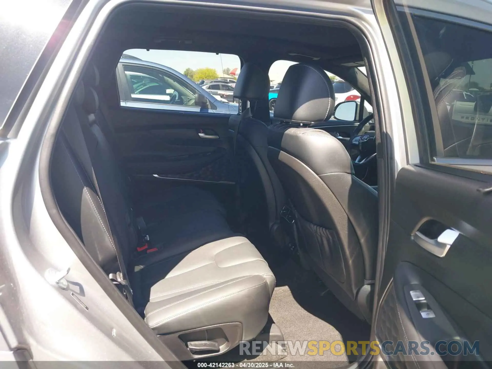 8 Фотография поврежденного автомобиля 5NMS5DAL5PH590717 HYUNDAI SANTA FE 2023
