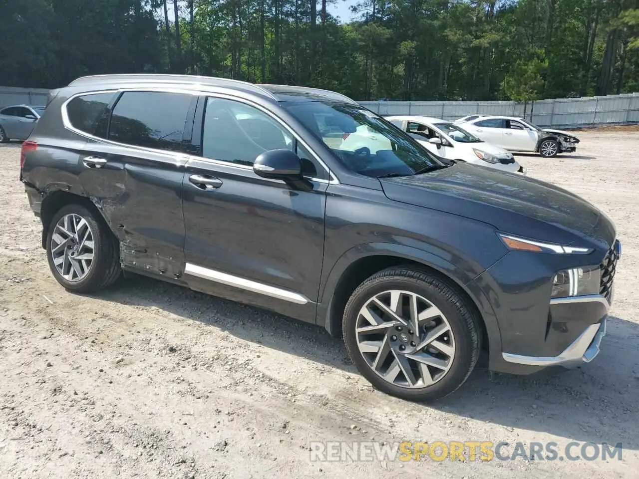 4 Photograph of a damaged car 5NMS5DAL7PH518434 HYUNDAI SANTA FE 2023