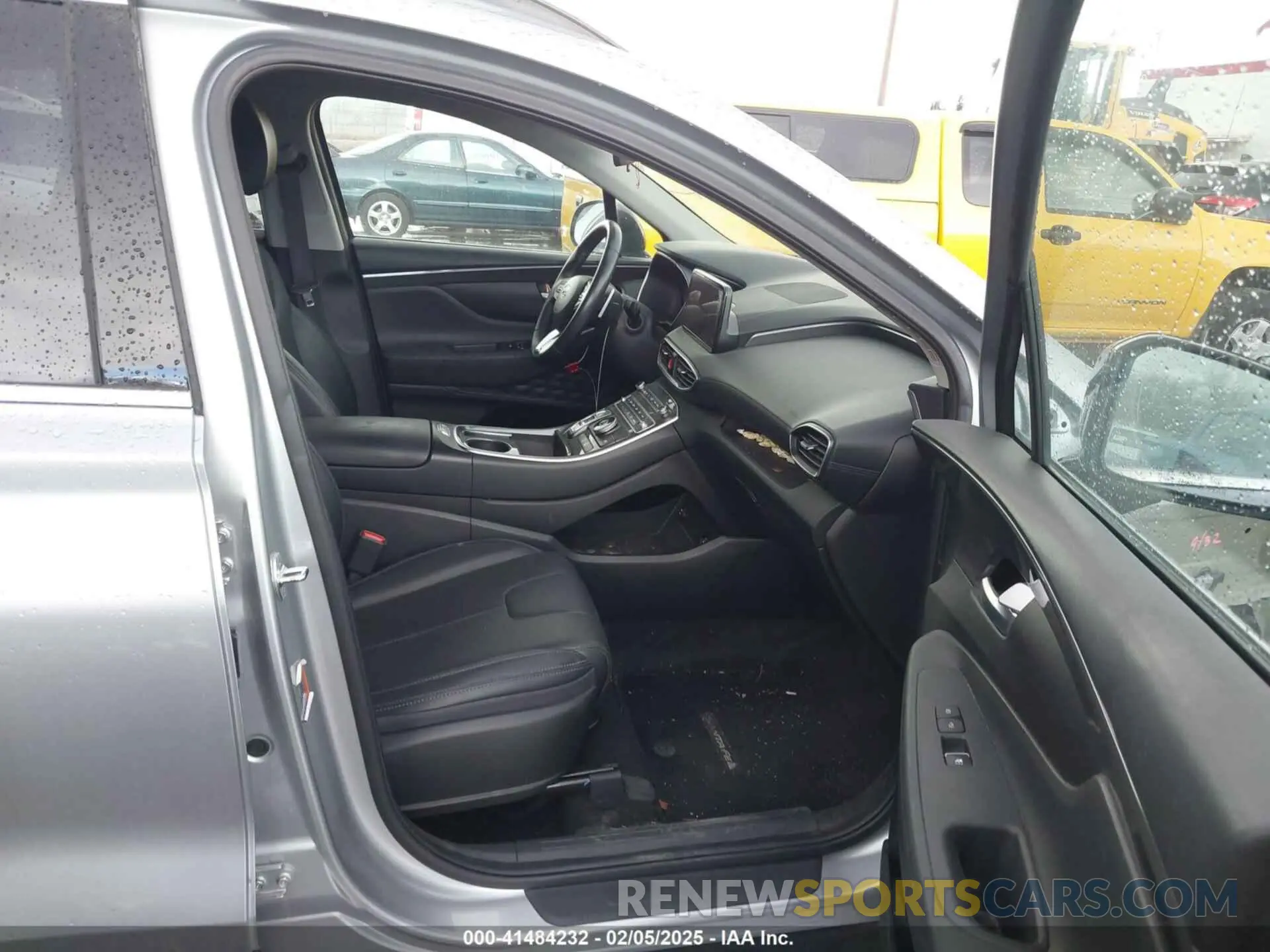 5 Фотография поврежденного автомобиля 5NMS64AJ4PH487879 HYUNDAI SANTA FE 2023