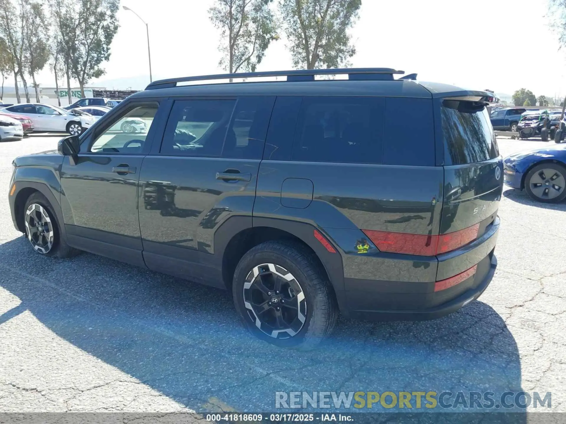 3 Photograph of a damaged car 5NMP24GL6RH012991 HYUNDAI SANTA FE 2024