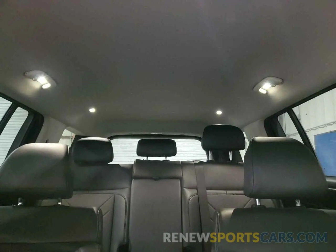 10 Фотография поврежденного автомобиля 5NMP2DGL1RH027527 HYUNDAI SANTA FE 2024