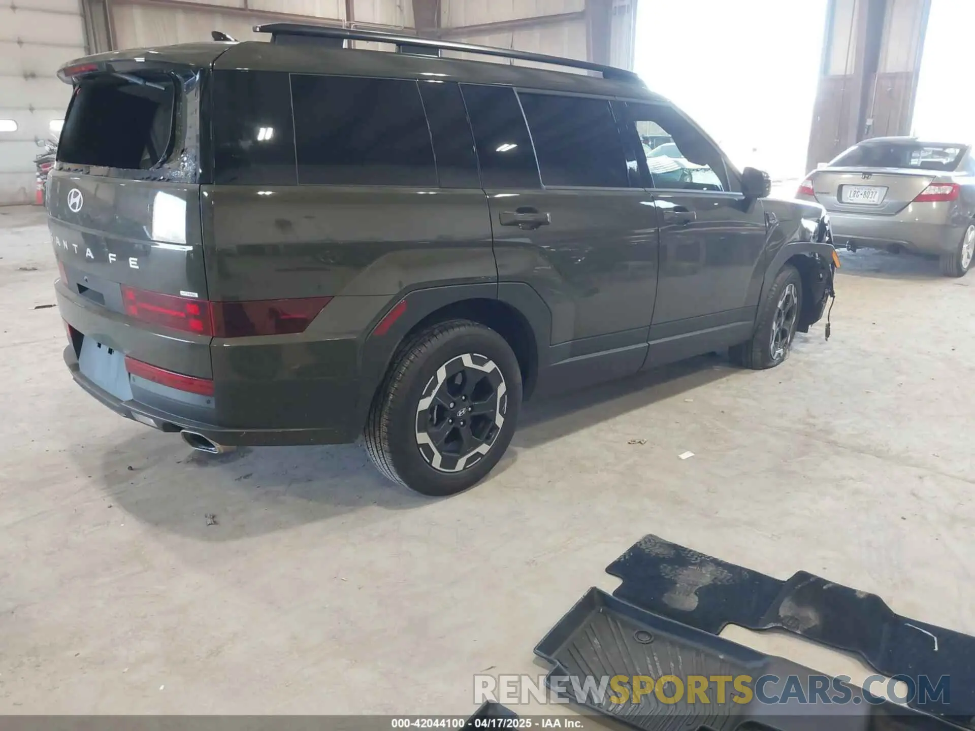 4 Photograph of a damaged car 5NMP2DGL3RH053823 HYUNDAI SANTA FE 2024