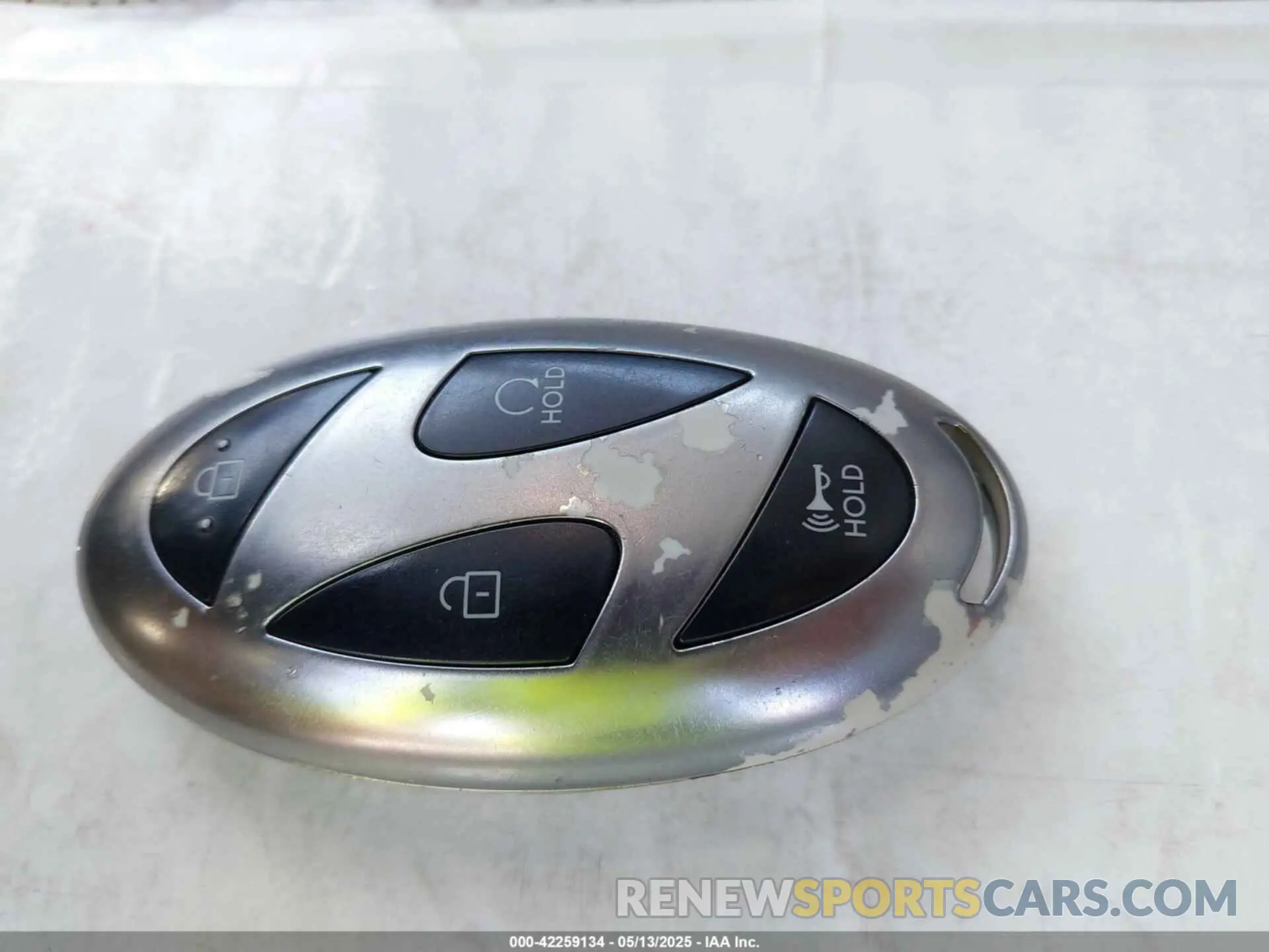 11 Photograph of a damaged car 5NMP2DGL6RH031525 HYUNDAI SANTA FE 2024