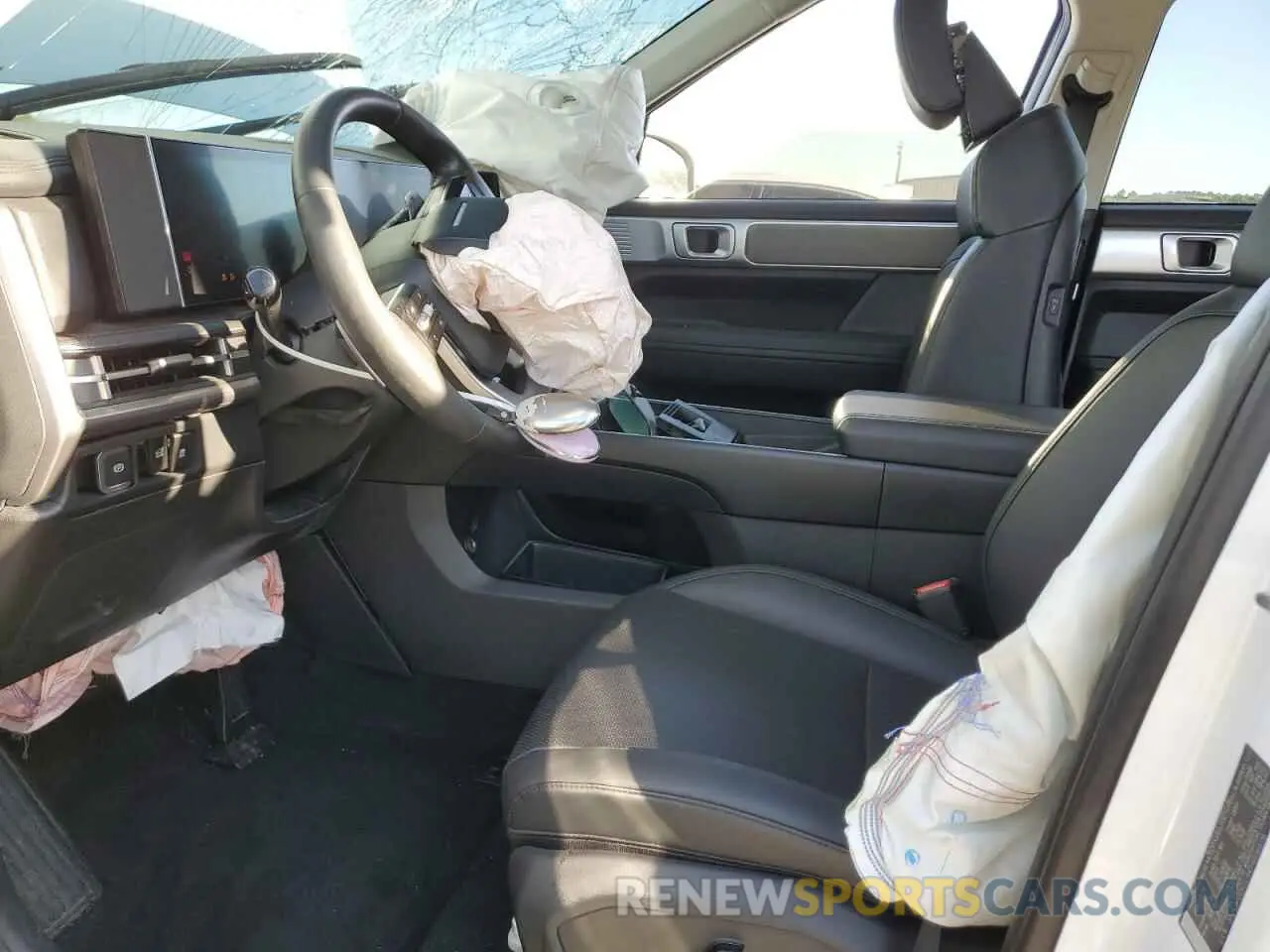 7 Photograph of a damaged car 5NMP2DGL8RH006626 HYUNDAI SANTA FE 2024