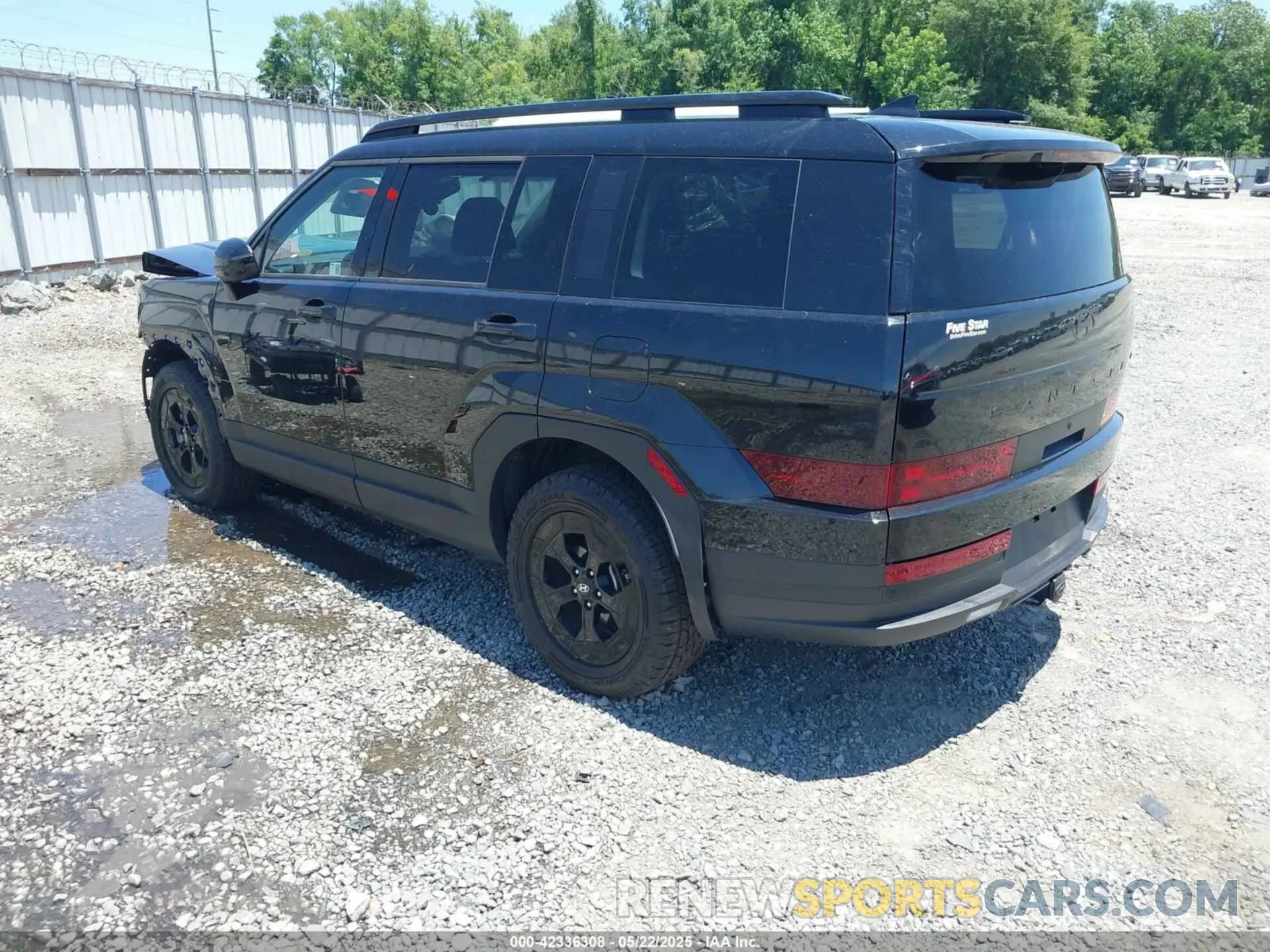 3 Фотография поврежденного автомобиля 5NMP3DGL0RH040086 HYUNDAI SANTA FE 2024