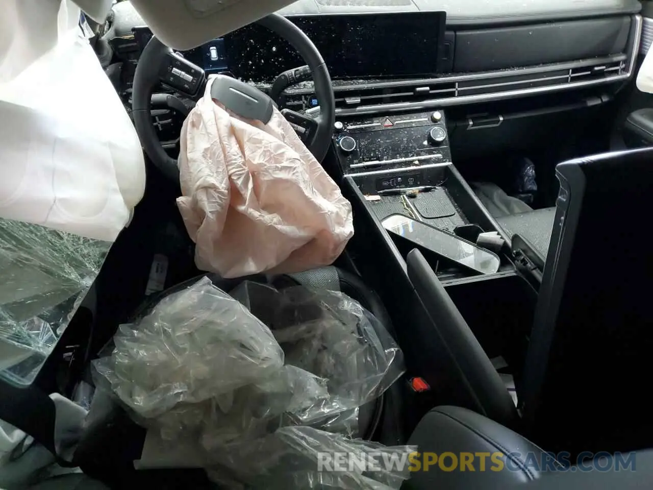 8 Фотография поврежденного автомобиля 5NMP3DGL3RH031771 HYUNDAI SANTA FE 2024