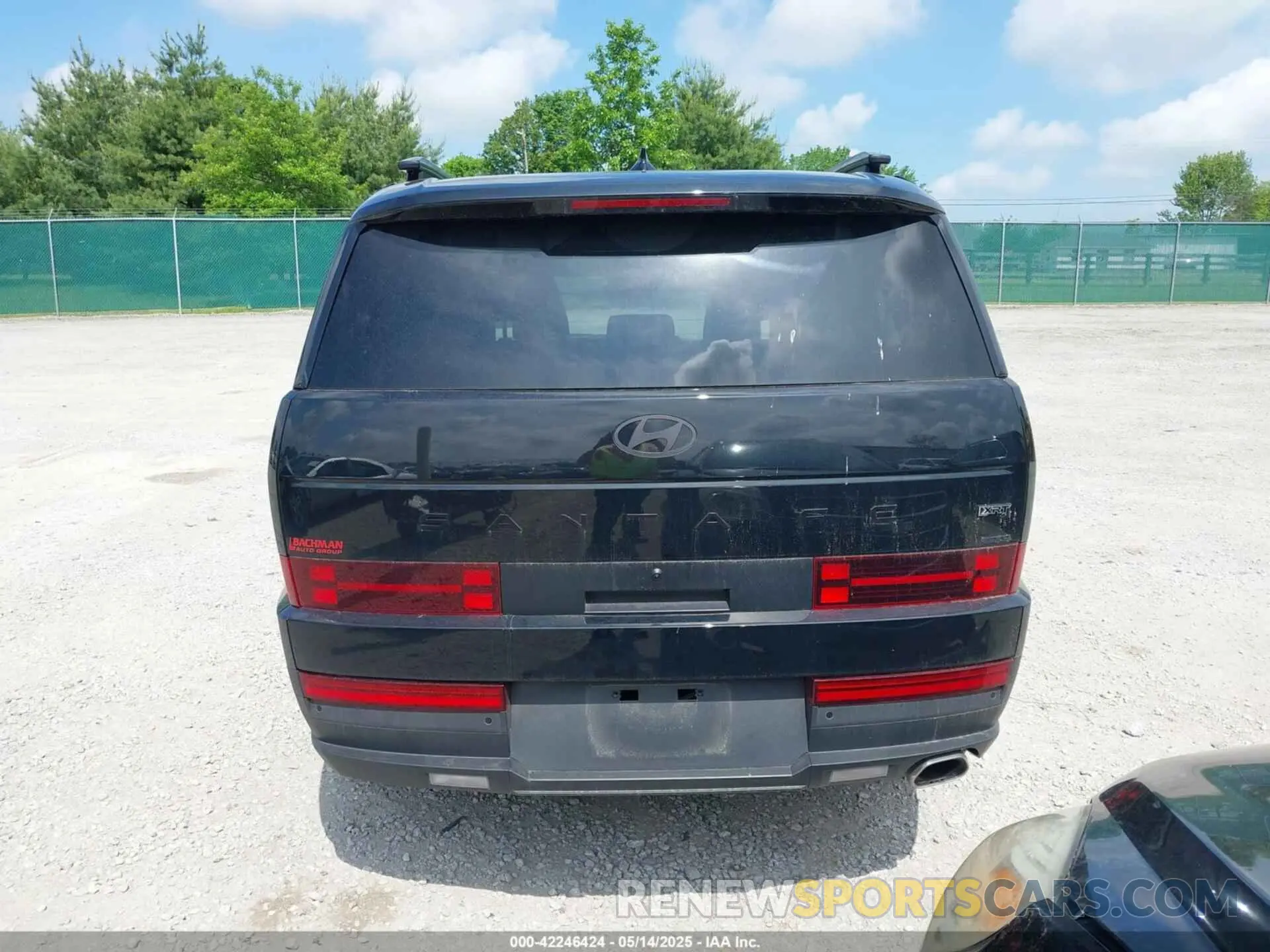 16 Photograph of a damaged car 5NMP3DGL3RH055469 HYUNDAI SANTA FE 2024