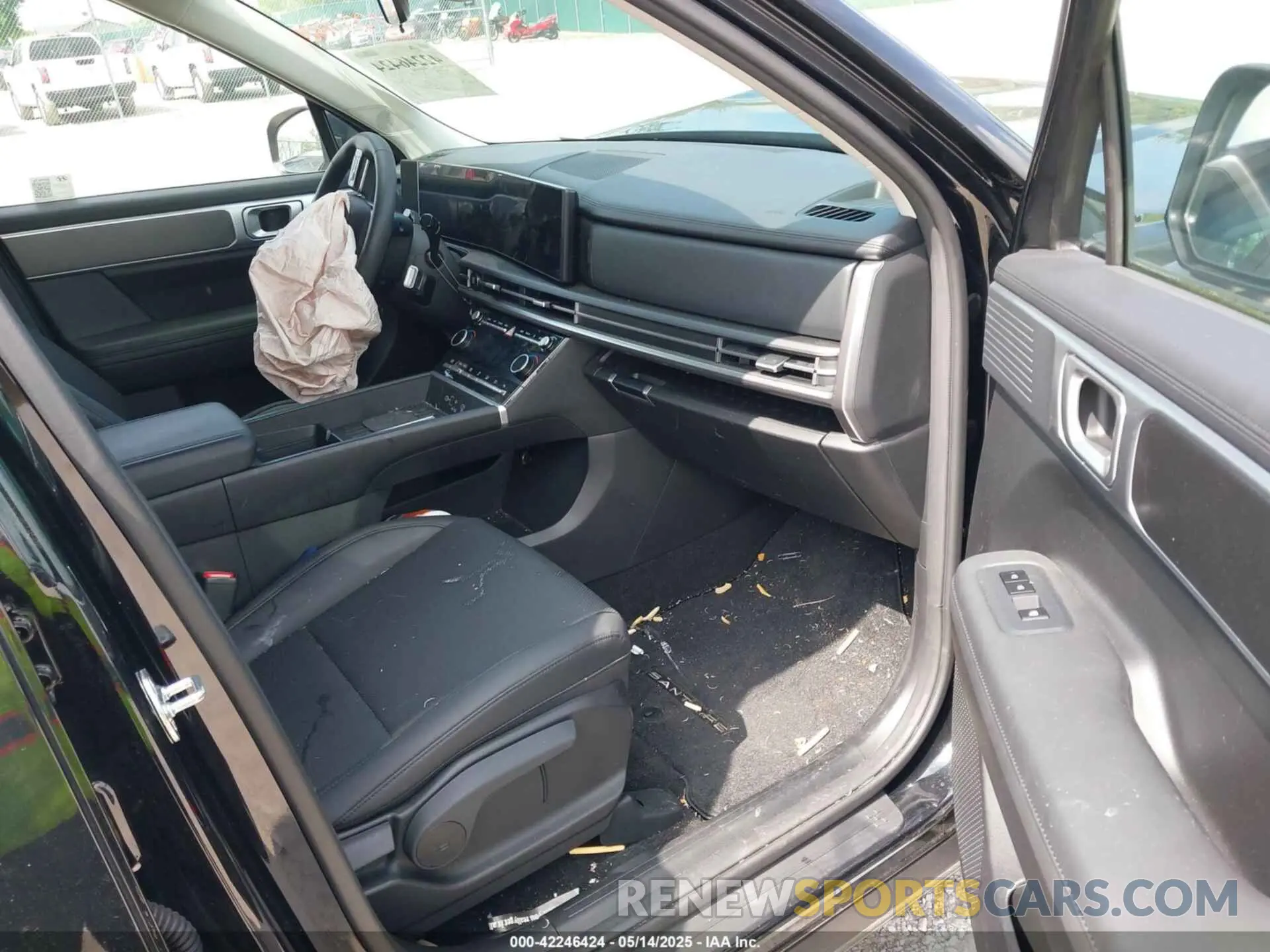 5 Photograph of a damaged car 5NMP3DGL3RH055469 HYUNDAI SANTA FE 2024