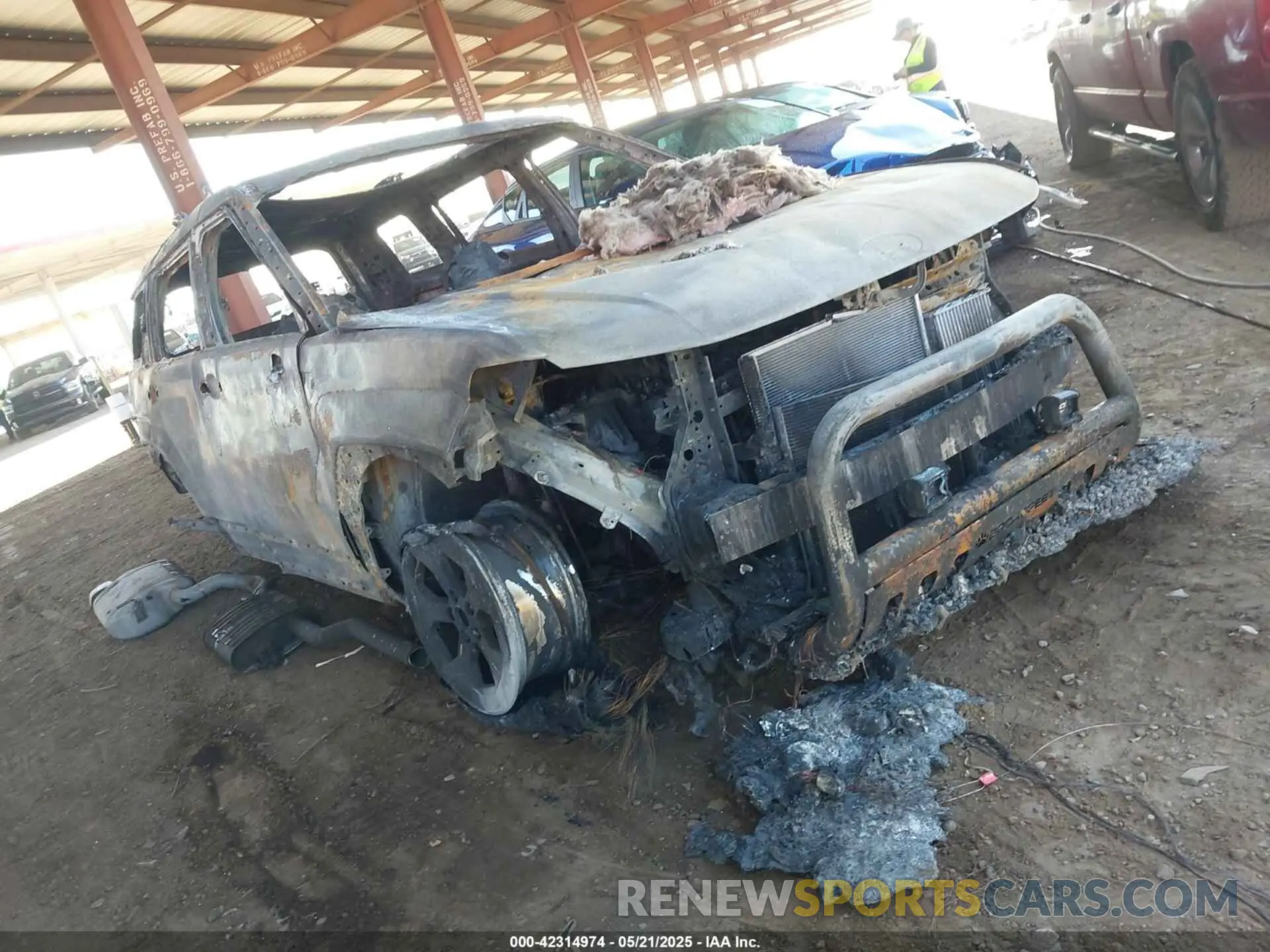1 Photograph of a damaged car 5NMP3DGL6RH037001 HYUNDAI SANTA FE 2024