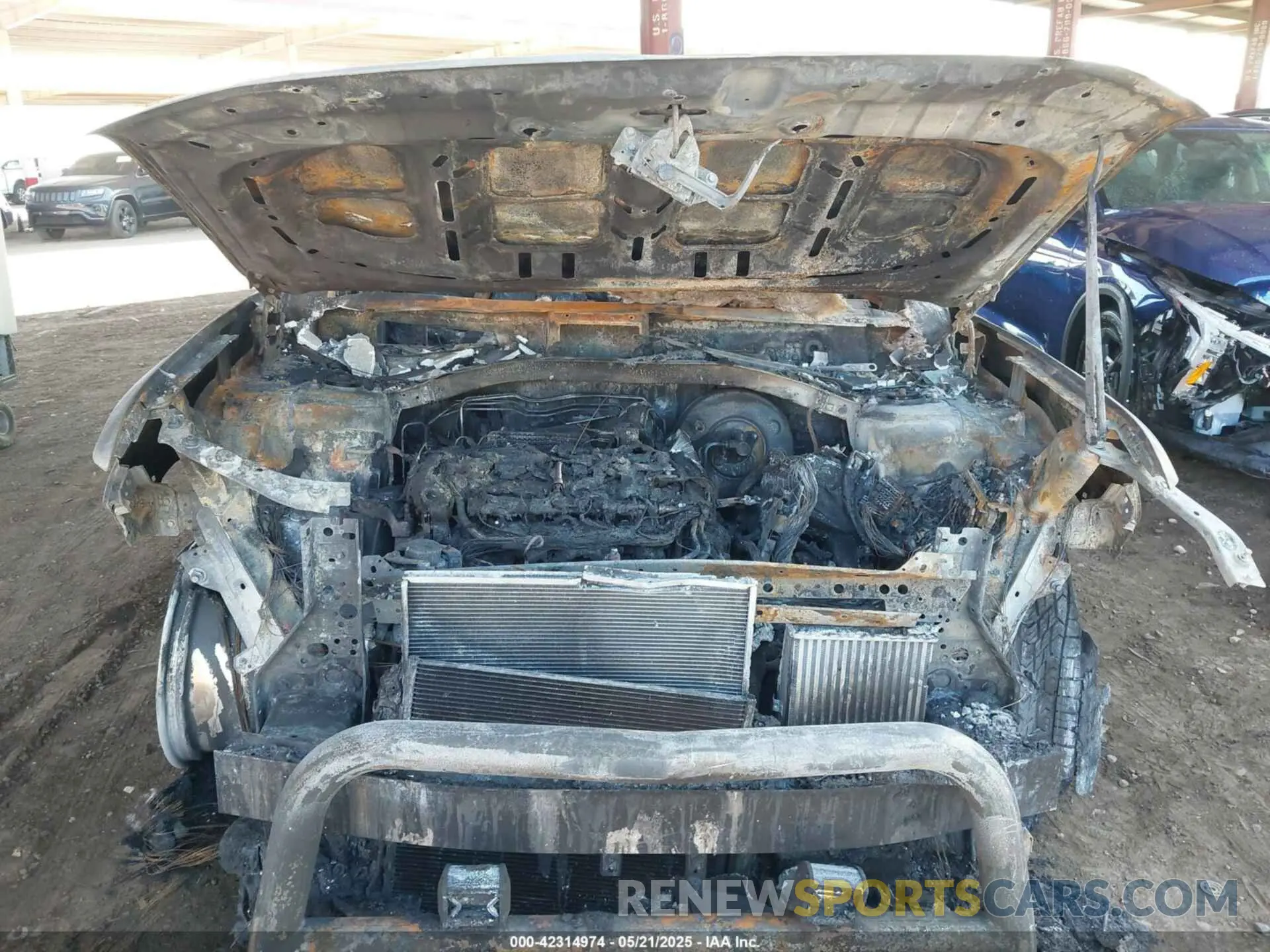 10 Photograph of a damaged car 5NMP3DGL6RH037001 HYUNDAI SANTA FE 2024
