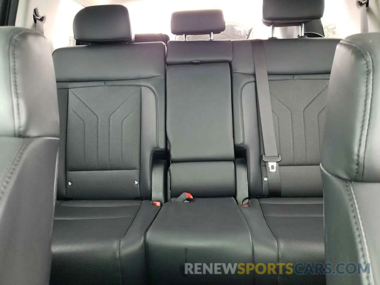 10 Фотография поврежденного автомобиля 5NMP3DGL7RH000376 HYUNDAI SANTA FE 2024