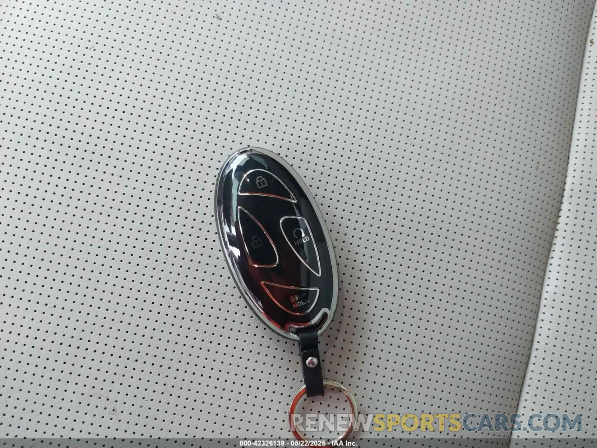11 Photograph of a damaged car 5NMP4DGL2RH001139 HYUNDAI SANTA FE 2024