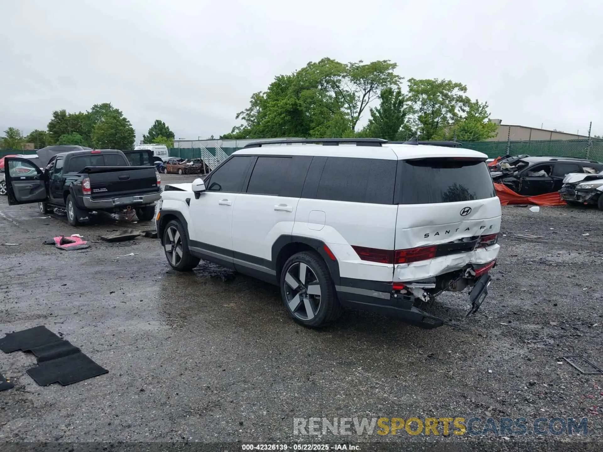 3 Photograph of a damaged car 5NMP4DGL2RH001139 HYUNDAI SANTA FE 2024