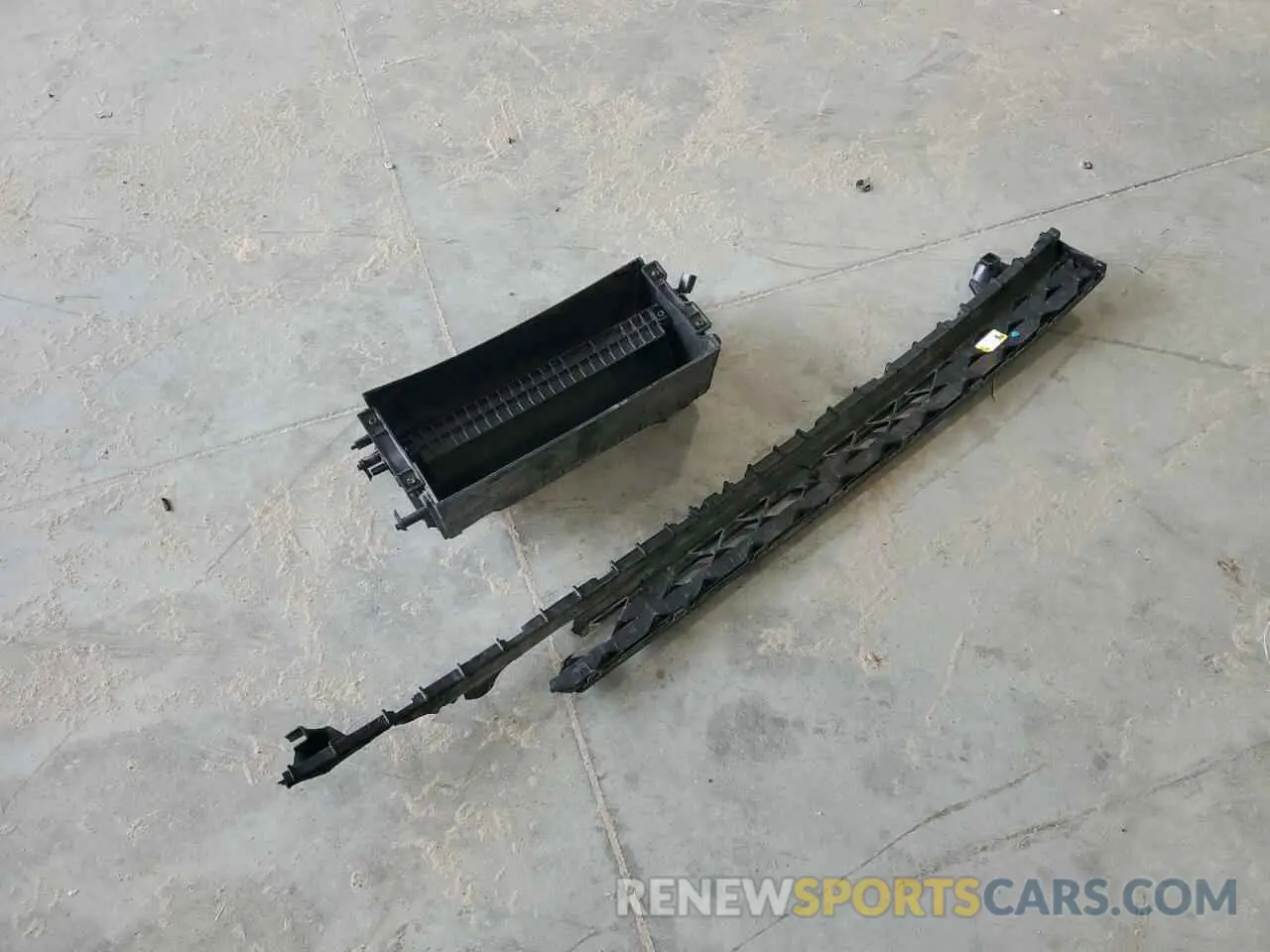 13 Фотография поврежденного автомобиля 5NMP5DGL3RH021638 HYUNDAI SANTA FE 2024
