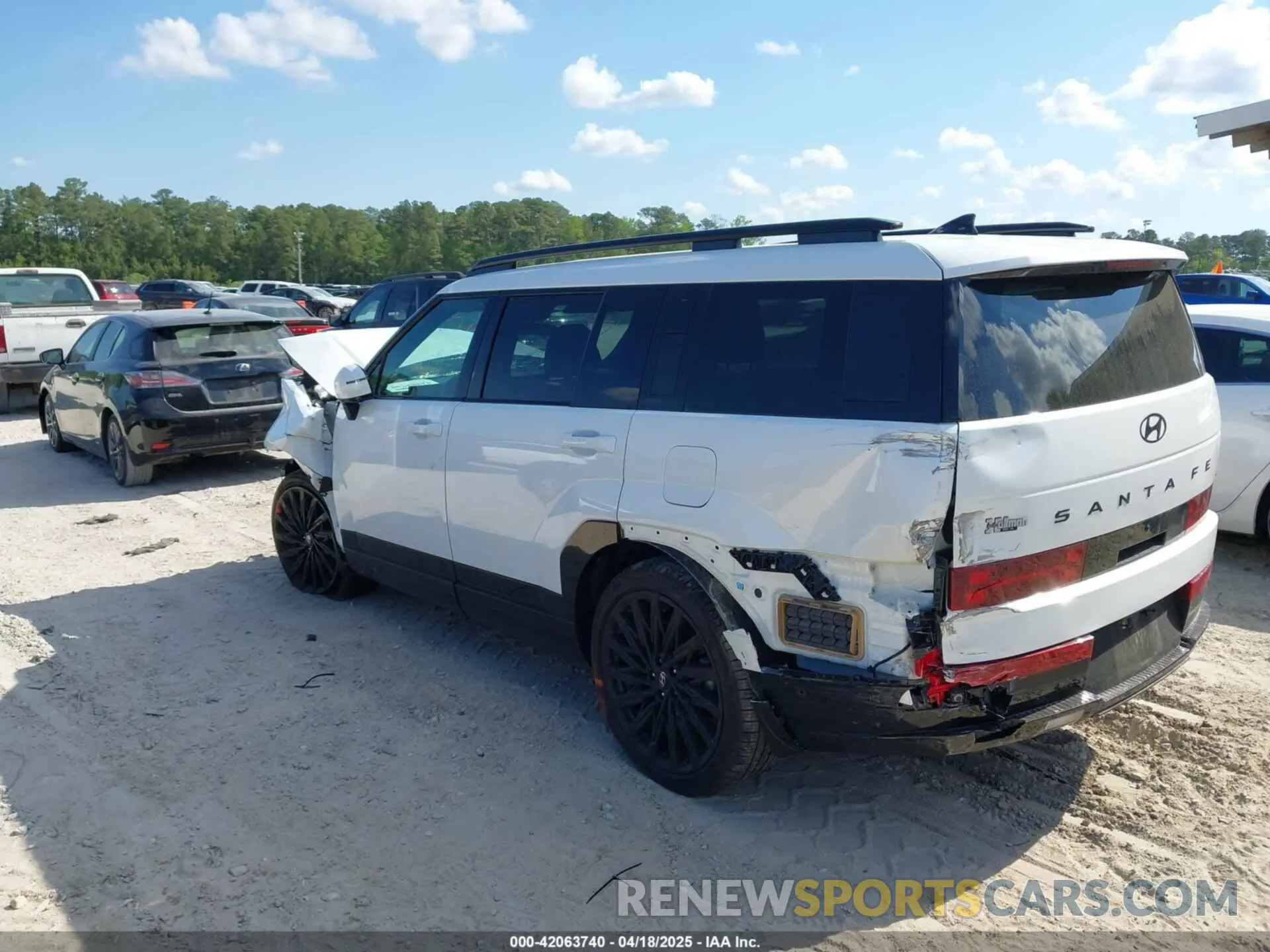 3 Photograph of a damaged car 5NMP5DGL8RH048723 HYUNDAI SANTA FE 2024