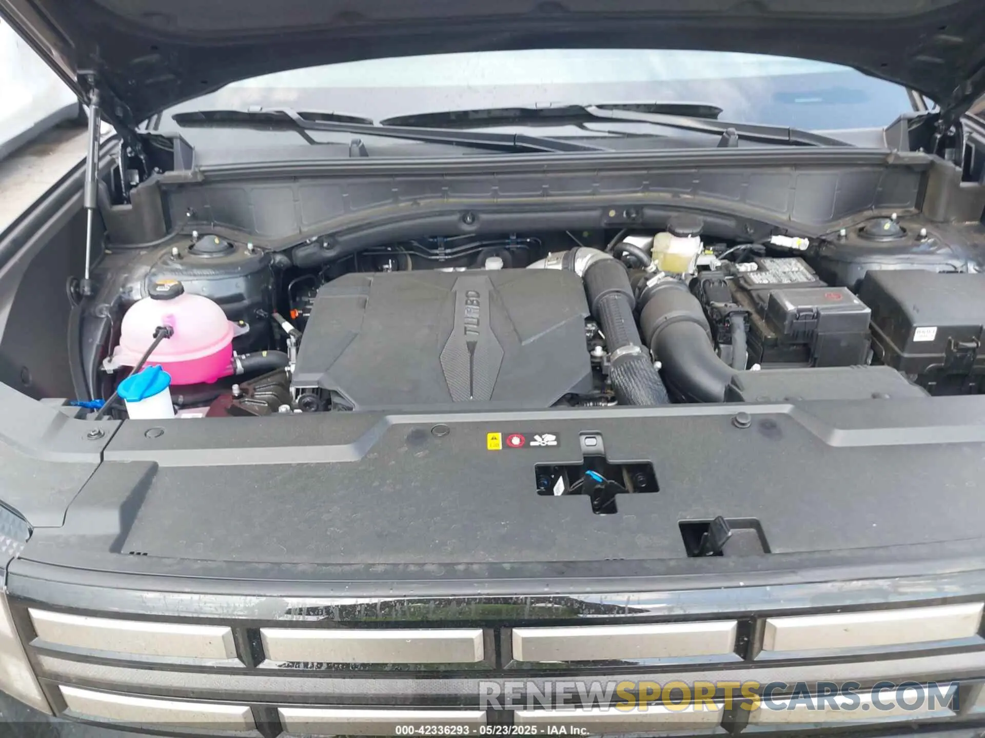 10 Фотография поврежденного автомобиля 5NMP24GL2SH134799 HYUNDAI SANTA FE 2025