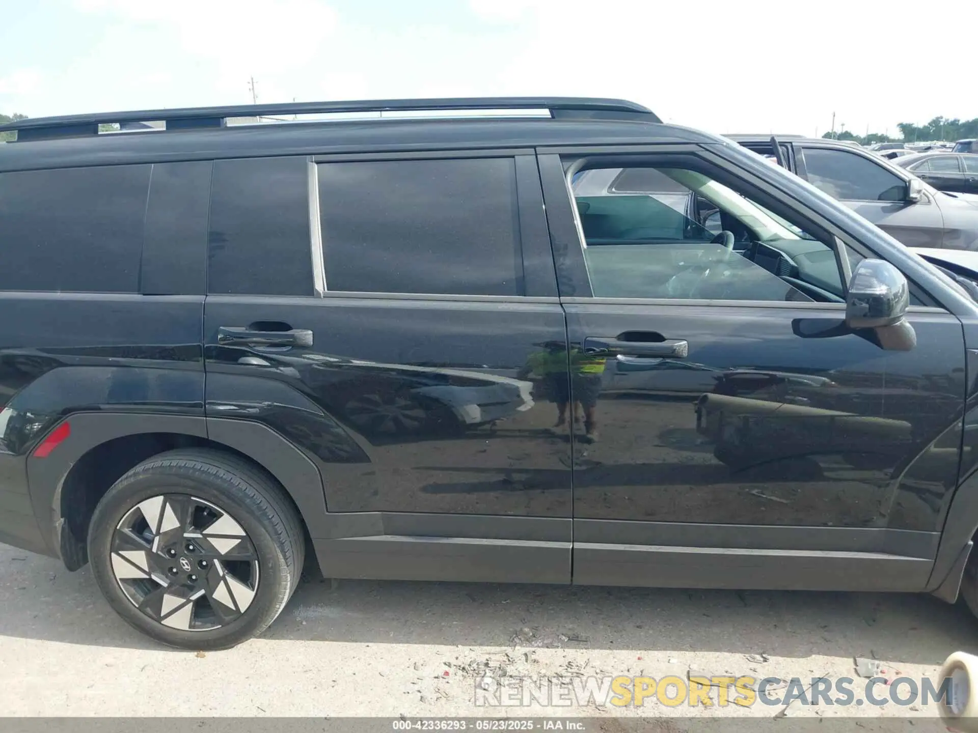 13 Фотография поврежденного автомобиля 5NMP24GL2SH134799 HYUNDAI SANTA FE 2025