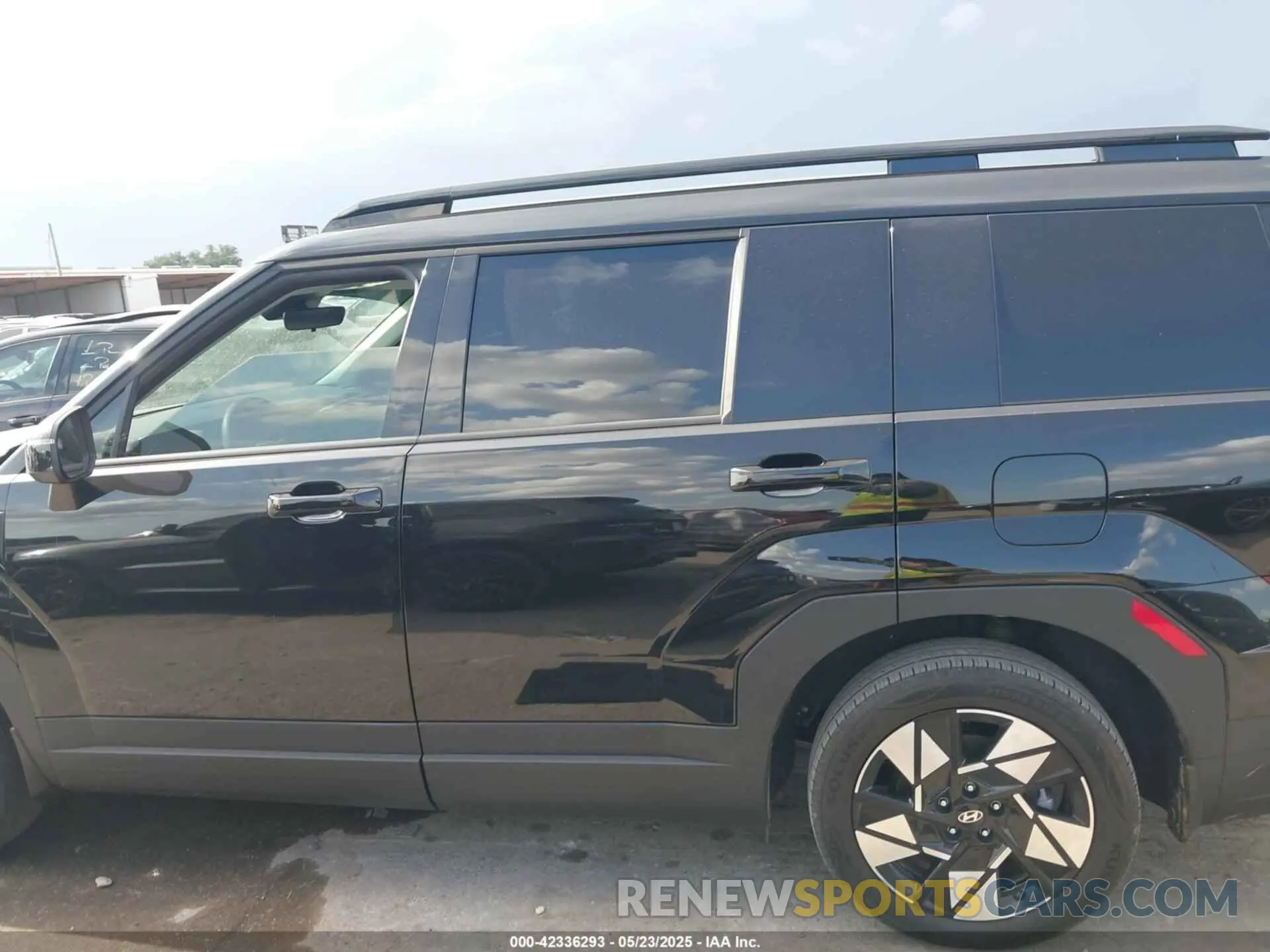 14 Фотография поврежденного автомобиля 5NMP24GL2SH134799 HYUNDAI SANTA FE 2025
